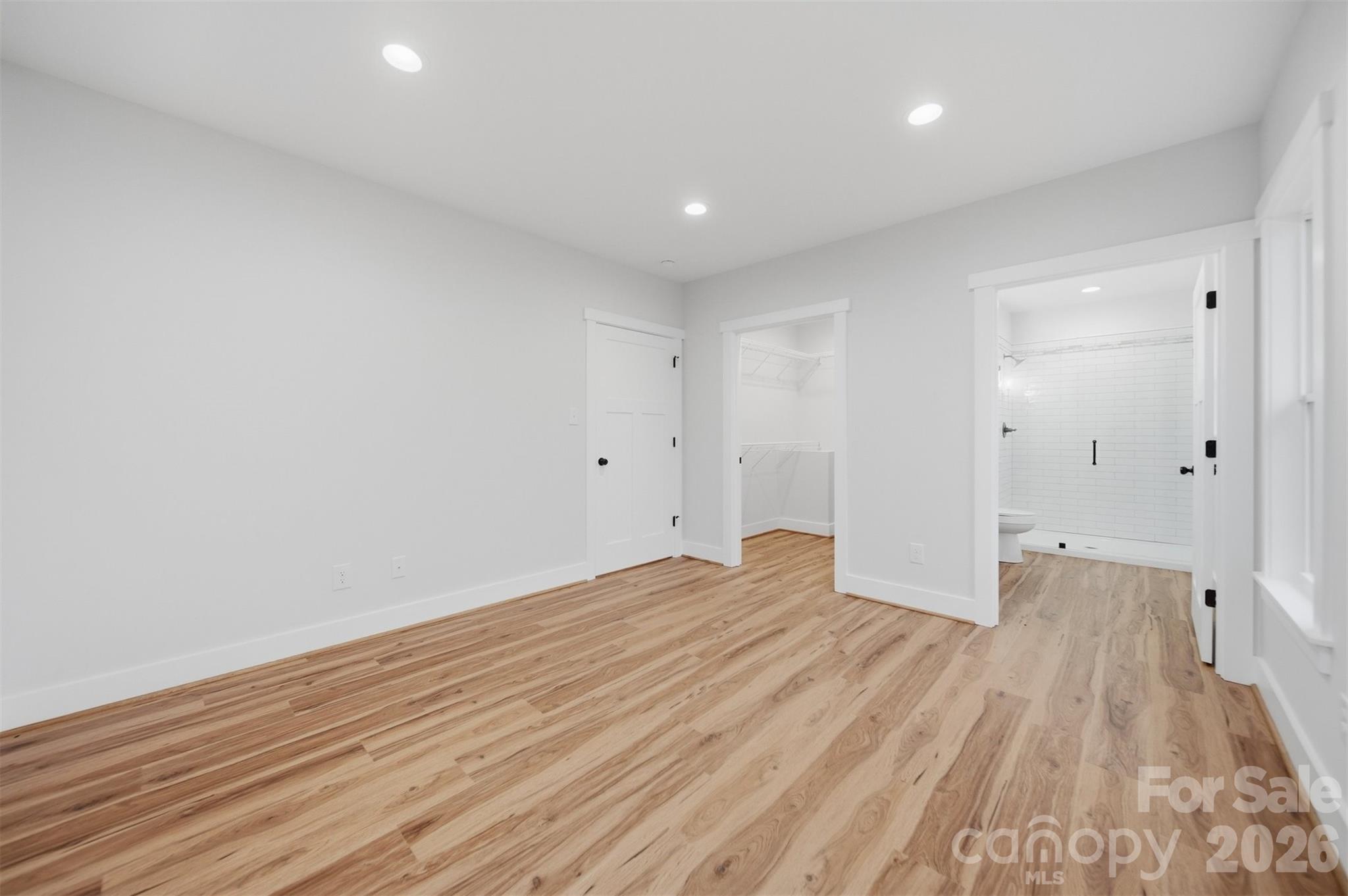 1022 E Main Street Property Photo 19