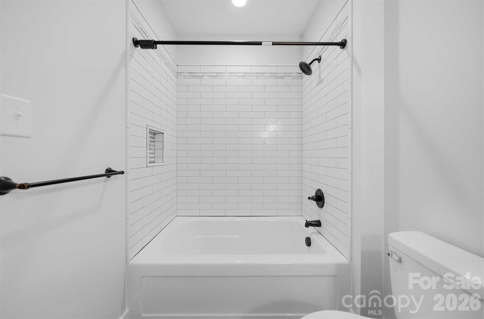 1022 E Main Street Property Photo 25