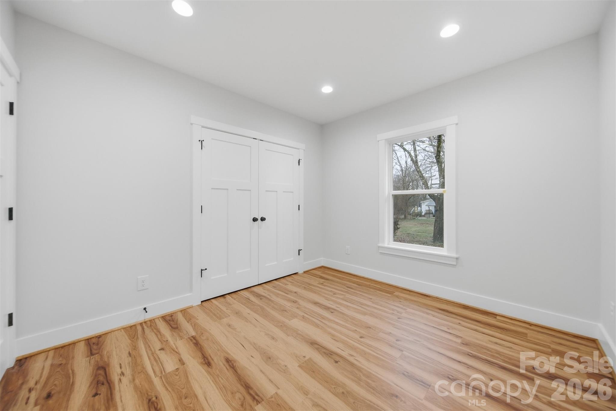 1022 E Main Street Property Photo 28