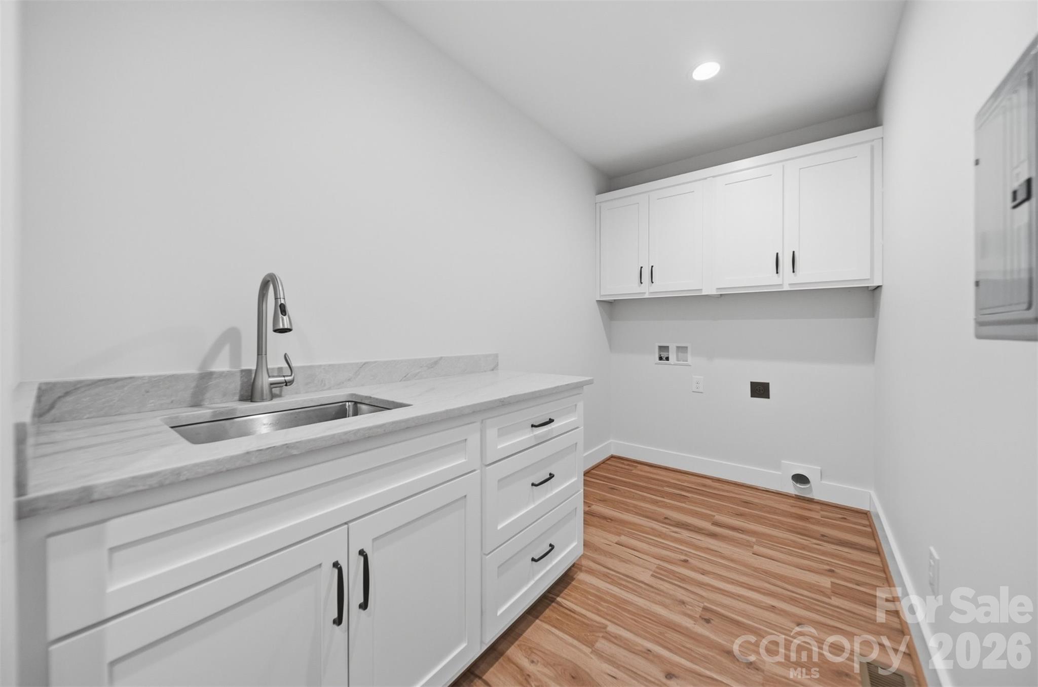 1022 E Main Street Property Photo 29