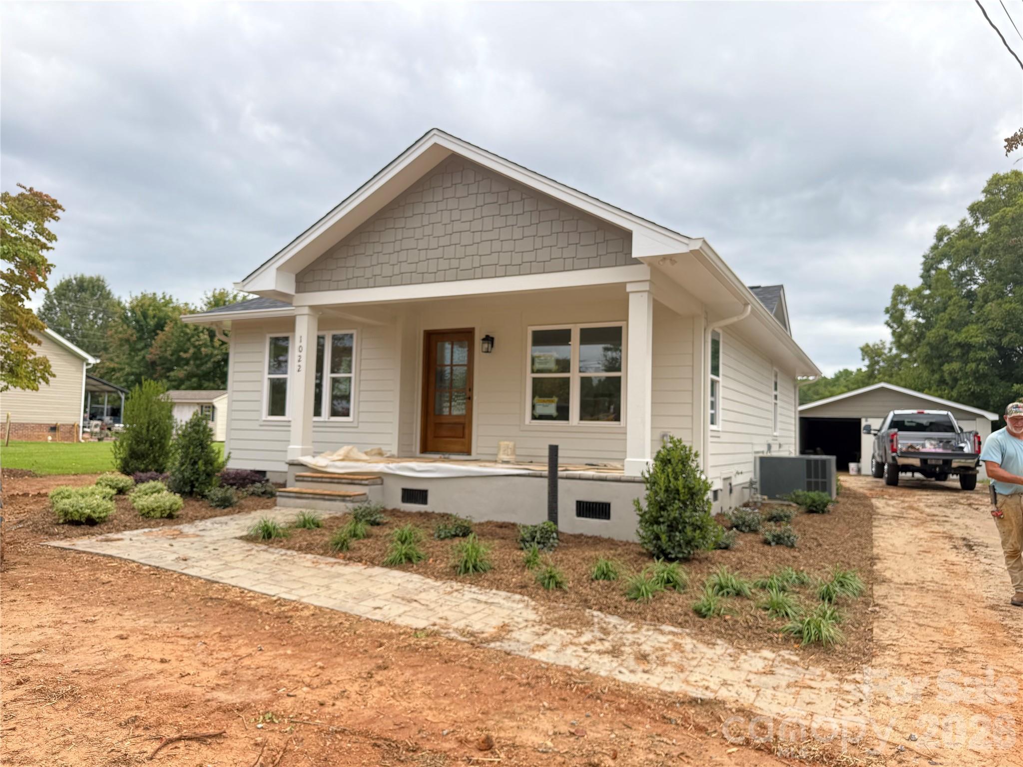 1022 E Main Street Property Photo 44