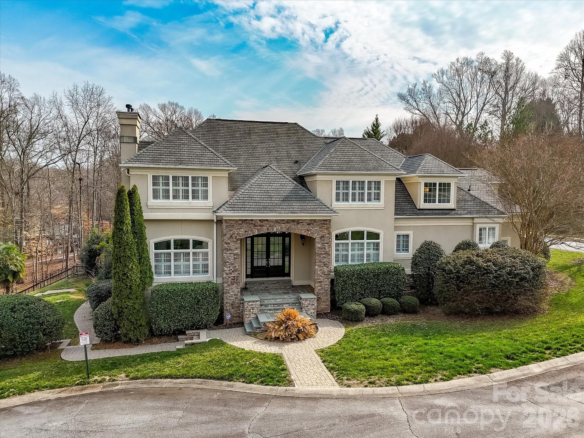 1805 Mt Isle Harbor Drive Property Photo 2