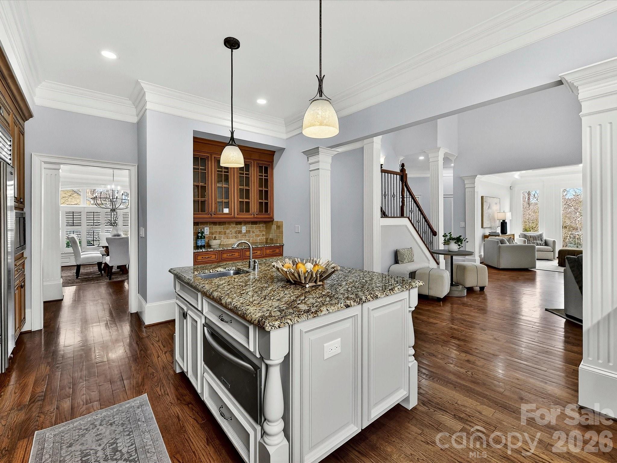 1805 Mt Isle Harbor Drive Property Photo 11