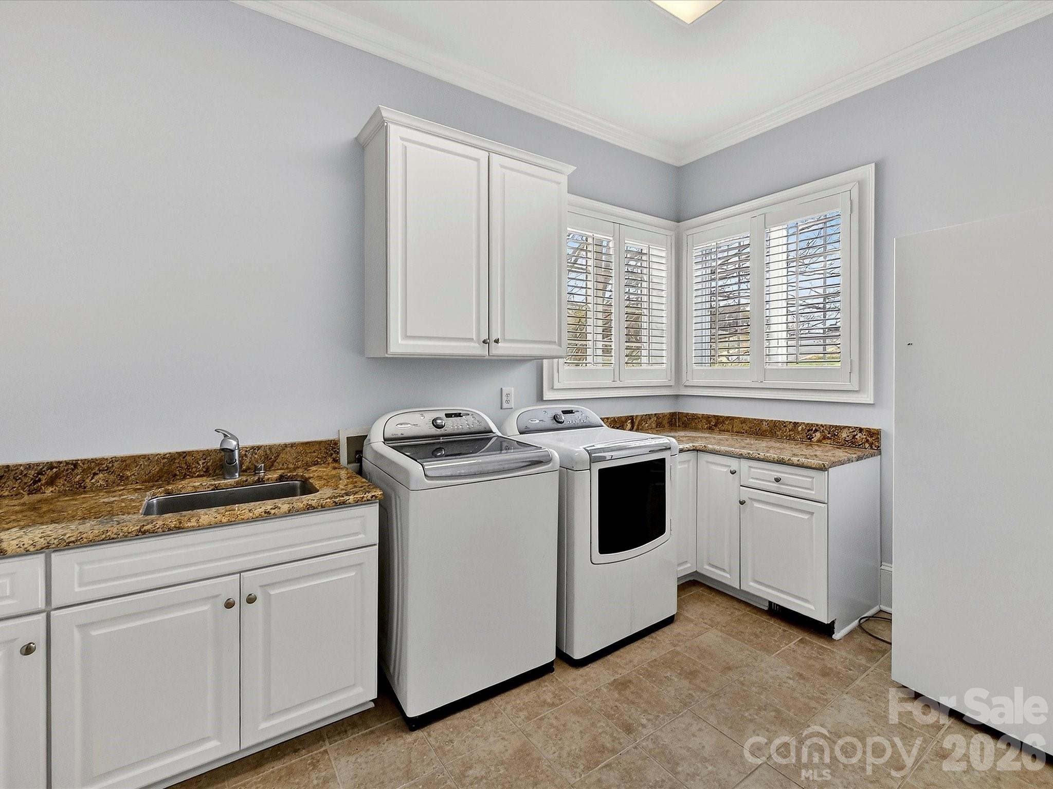 1805 Mt Isle Harbor Drive Property Photo 18