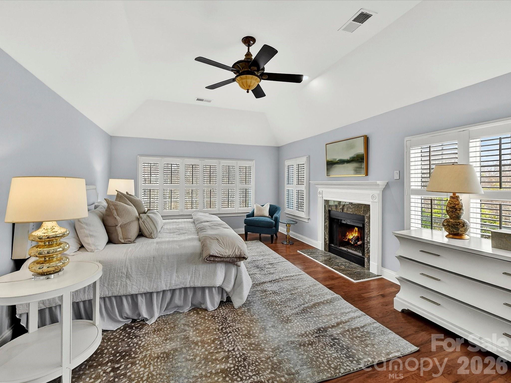 1805 Mt Isle Harbor Drive Property Photo 22
