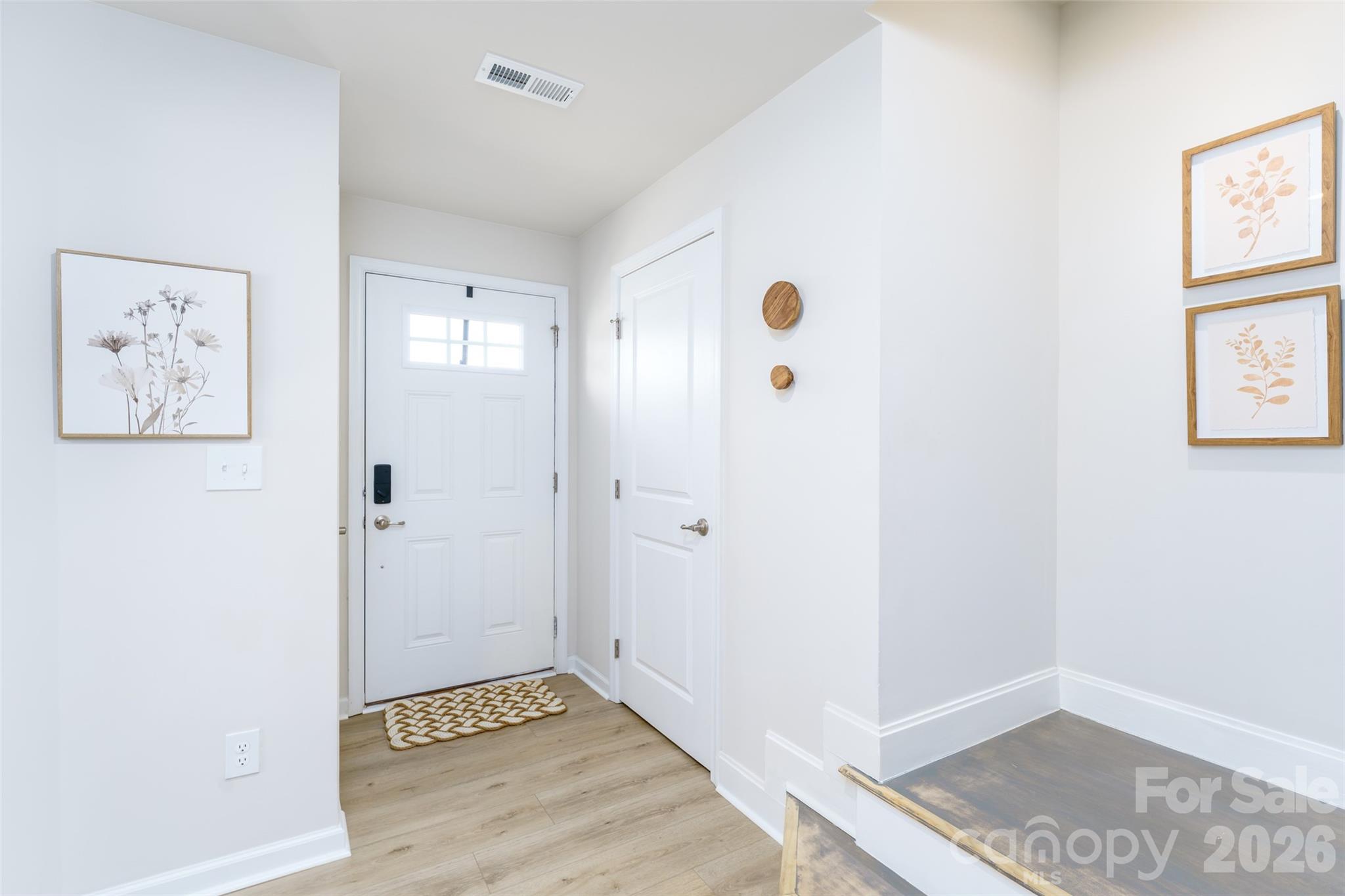 2102 Trout Lily Lane Property Photo 9