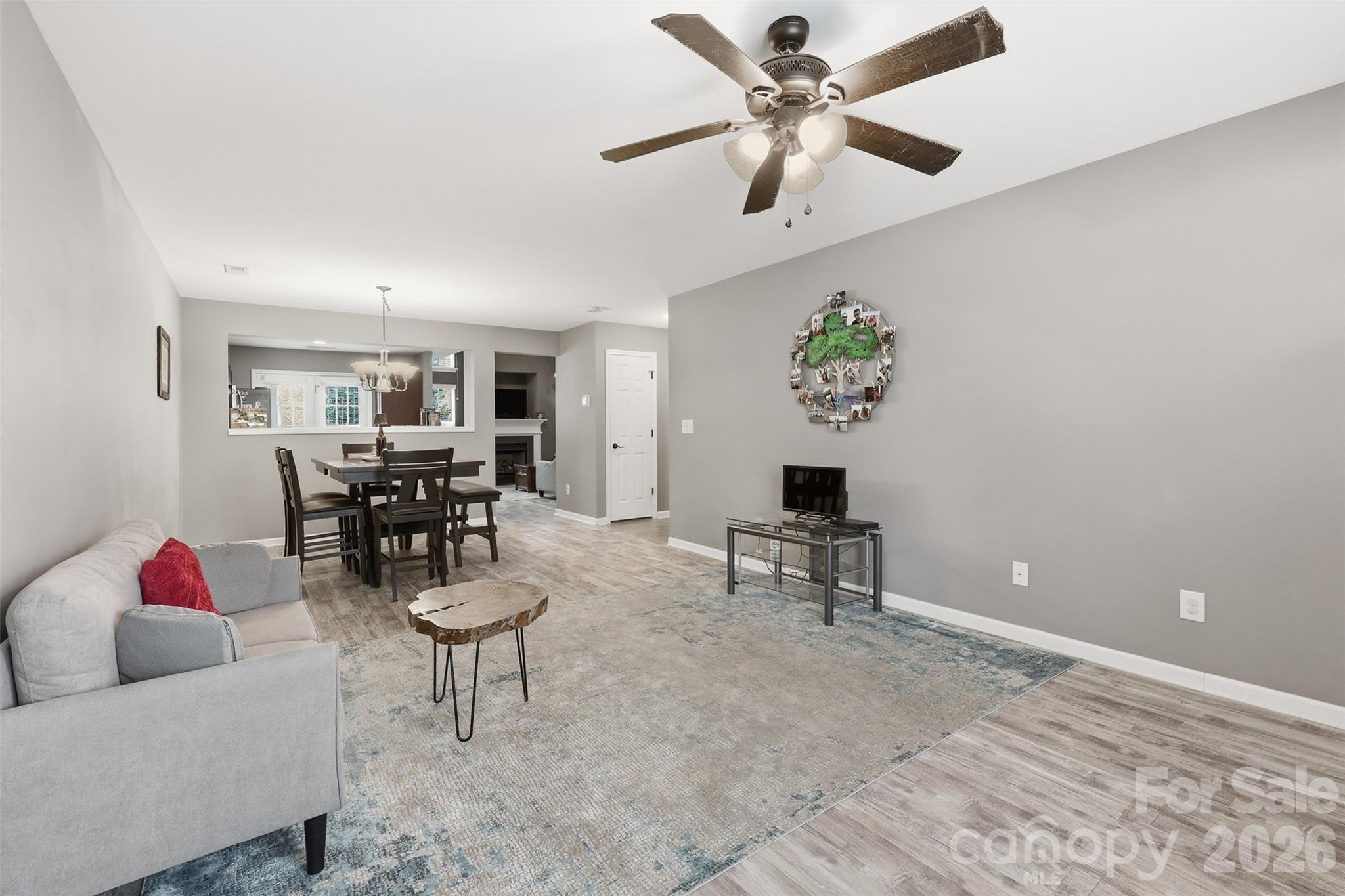 3096 Des Prez Avenue Property Photo 5