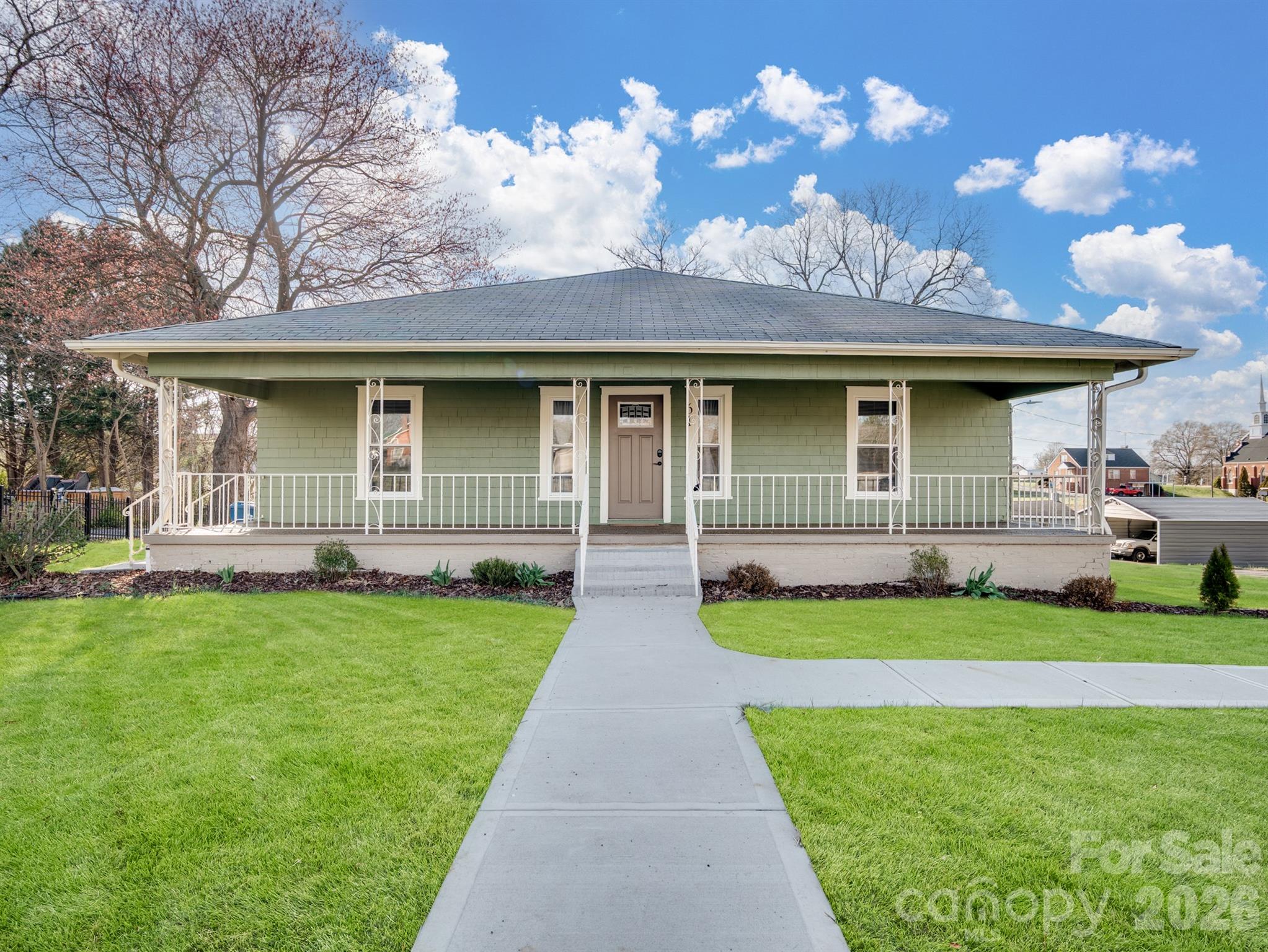 61 27th Street Property Photo 1