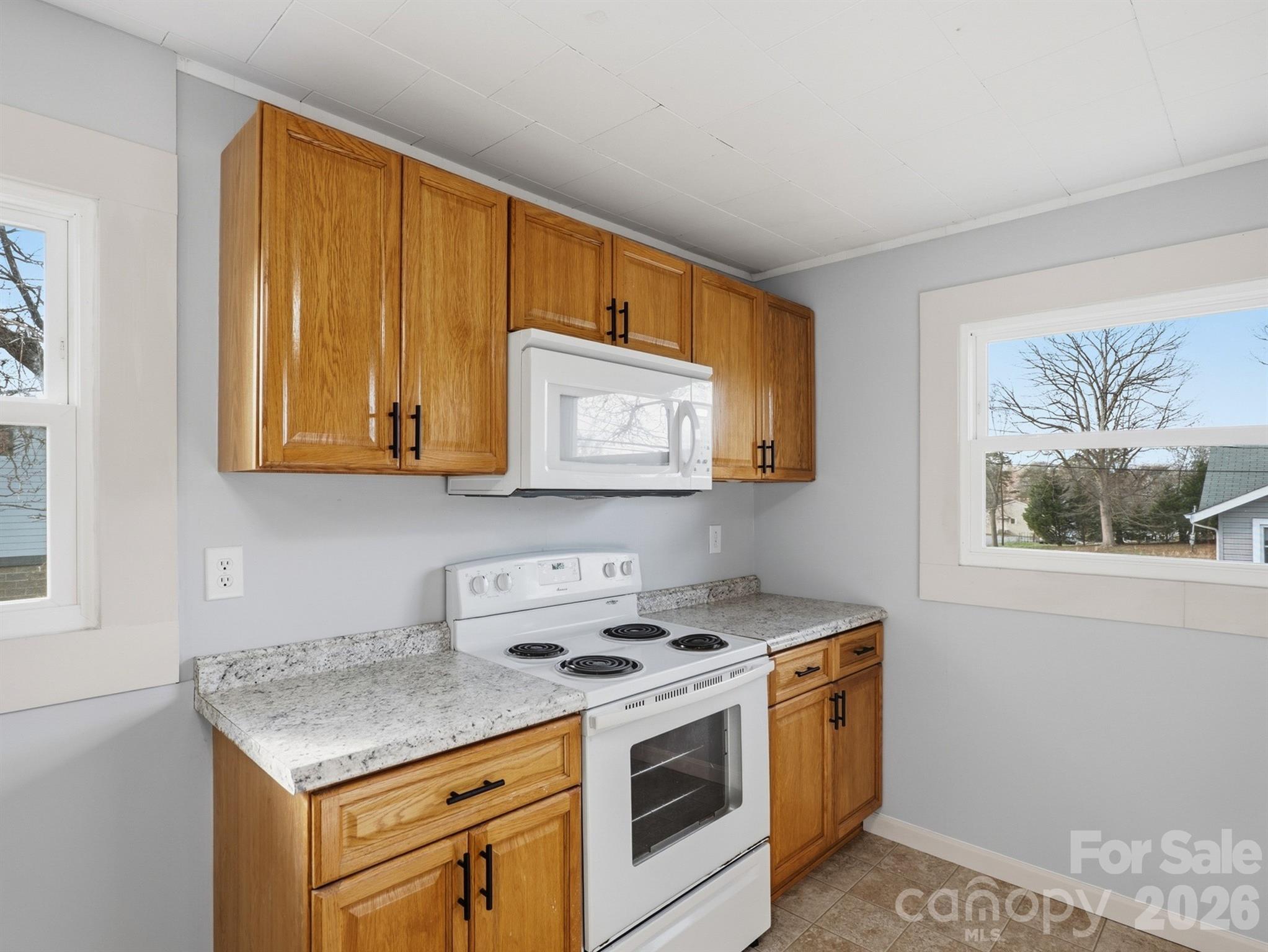 61 27th Street Property Photo 6