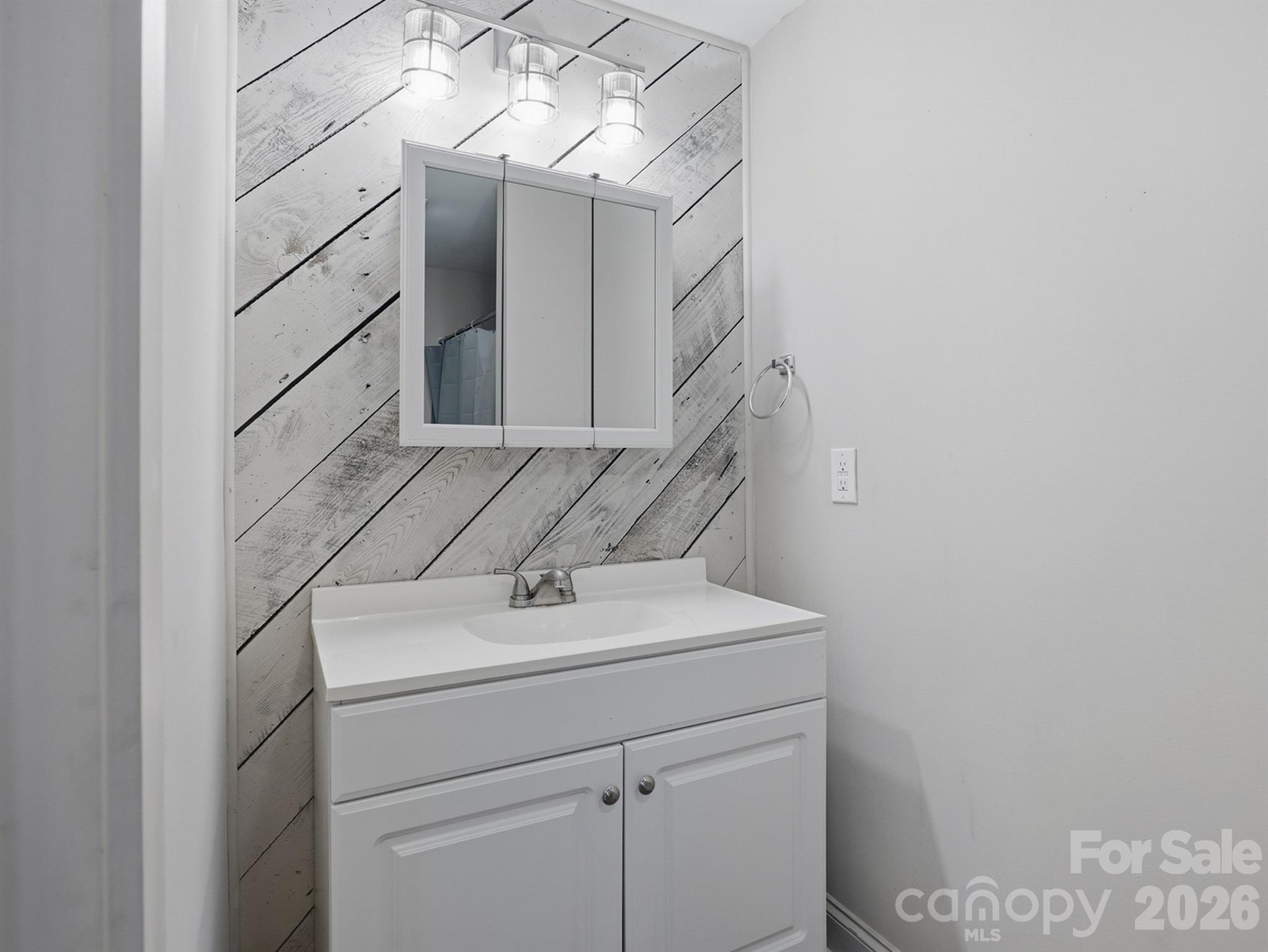 61 27th Street Property Photo 21