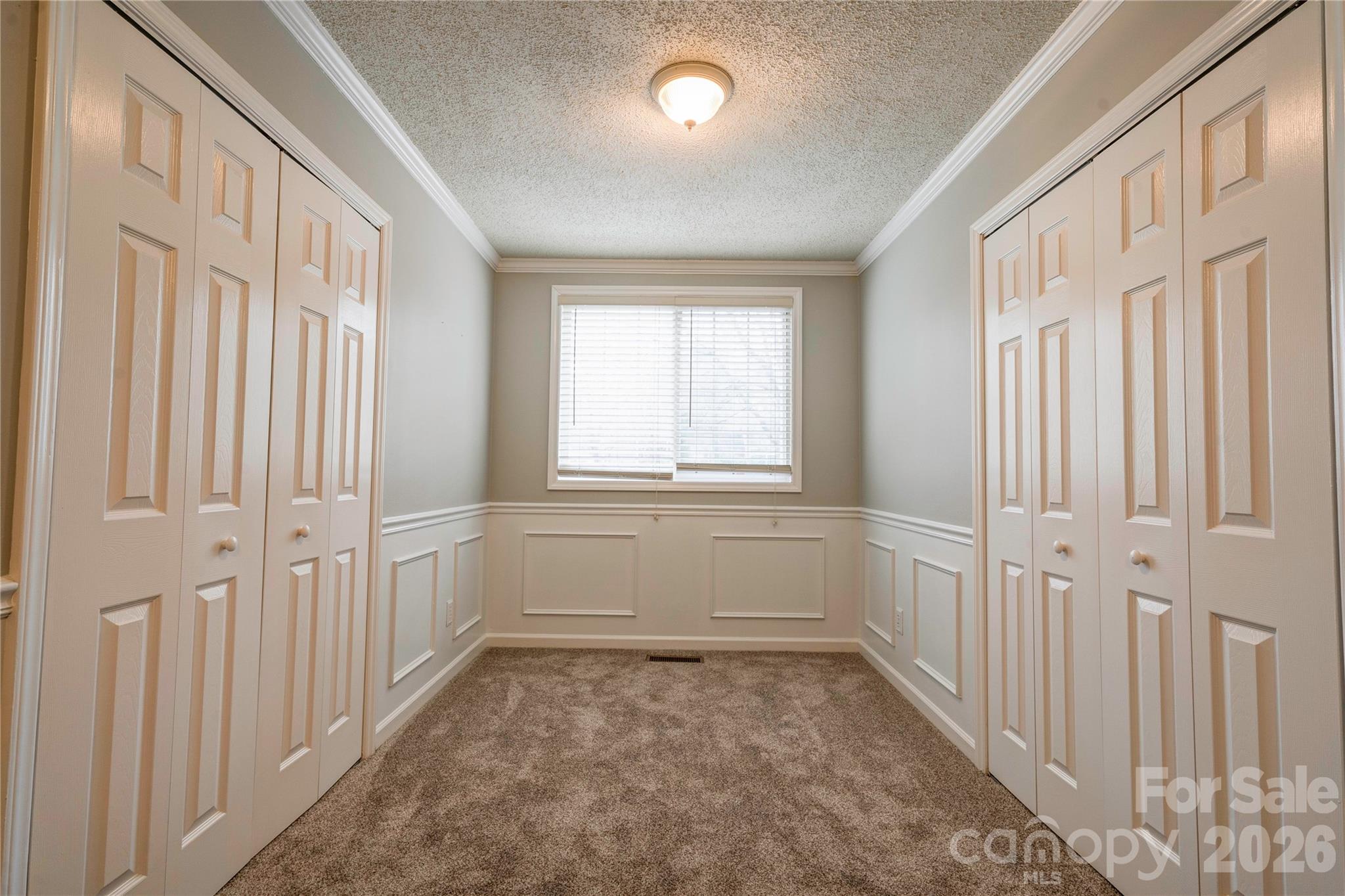 174 Columns Circle Property Photo 23