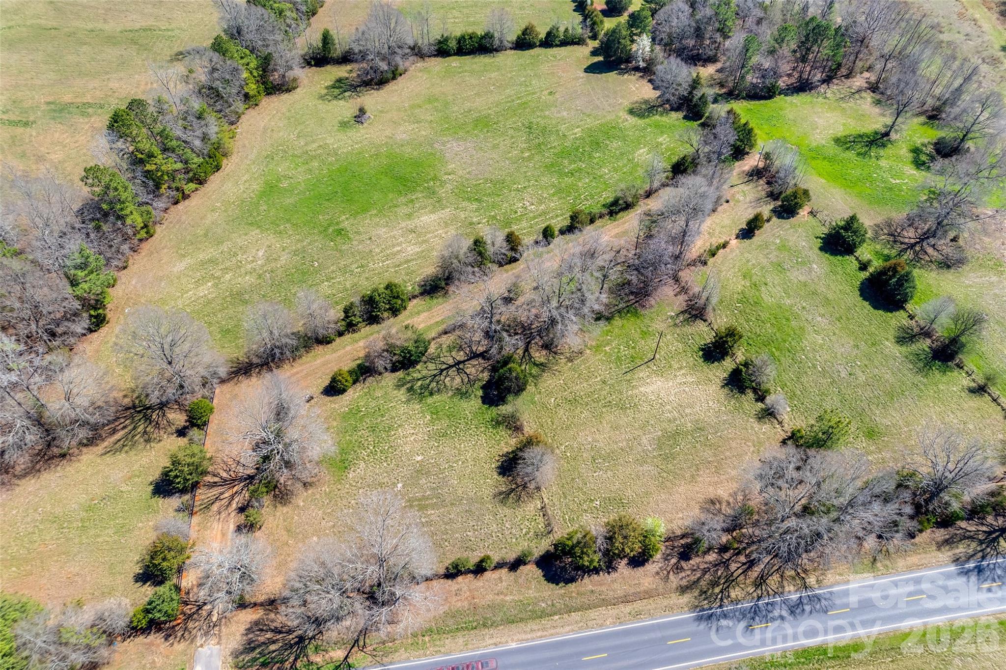 2548 Gordon Road Property Photo 17