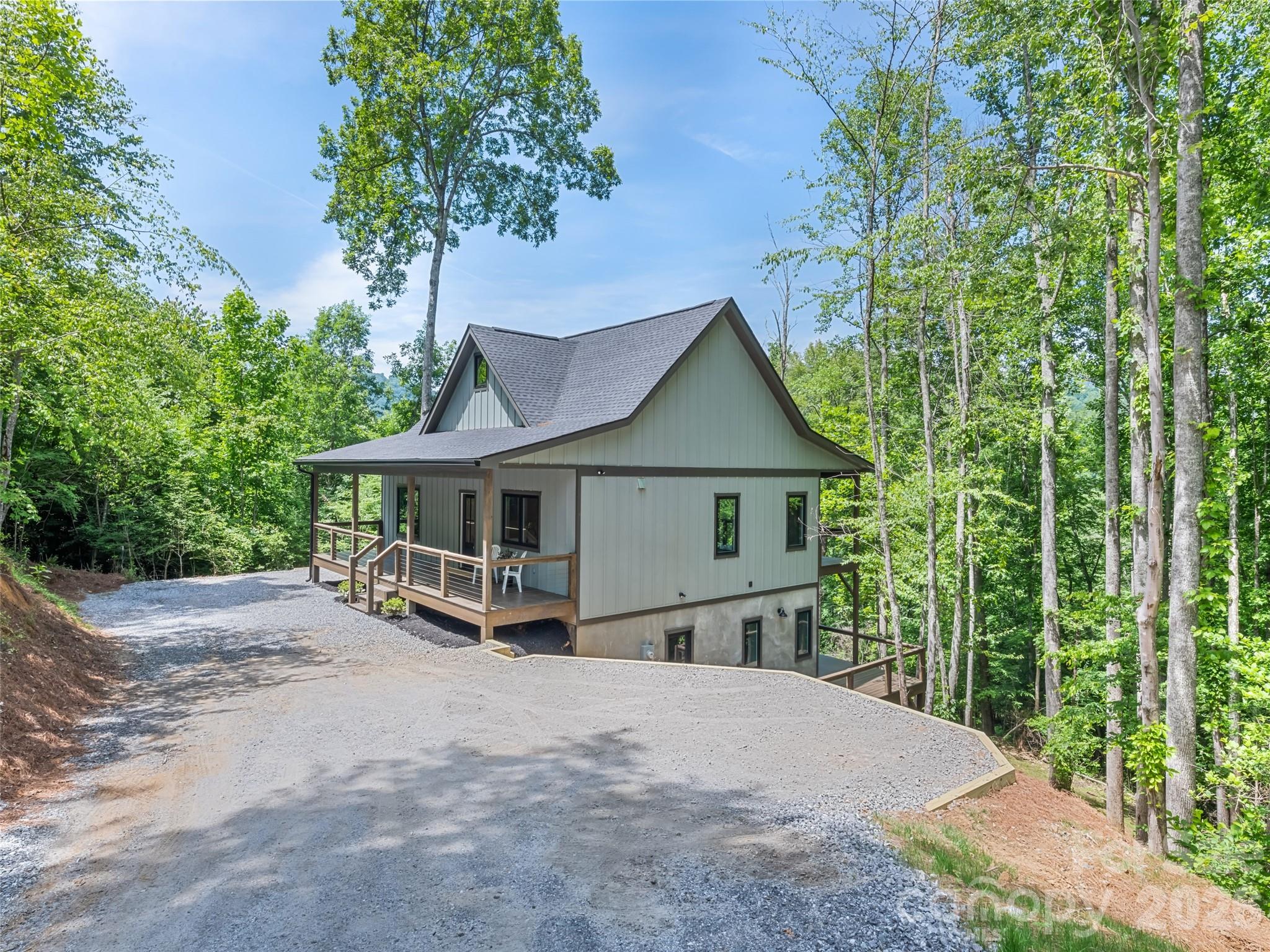 288 Ironwood Drive Property Photo 1