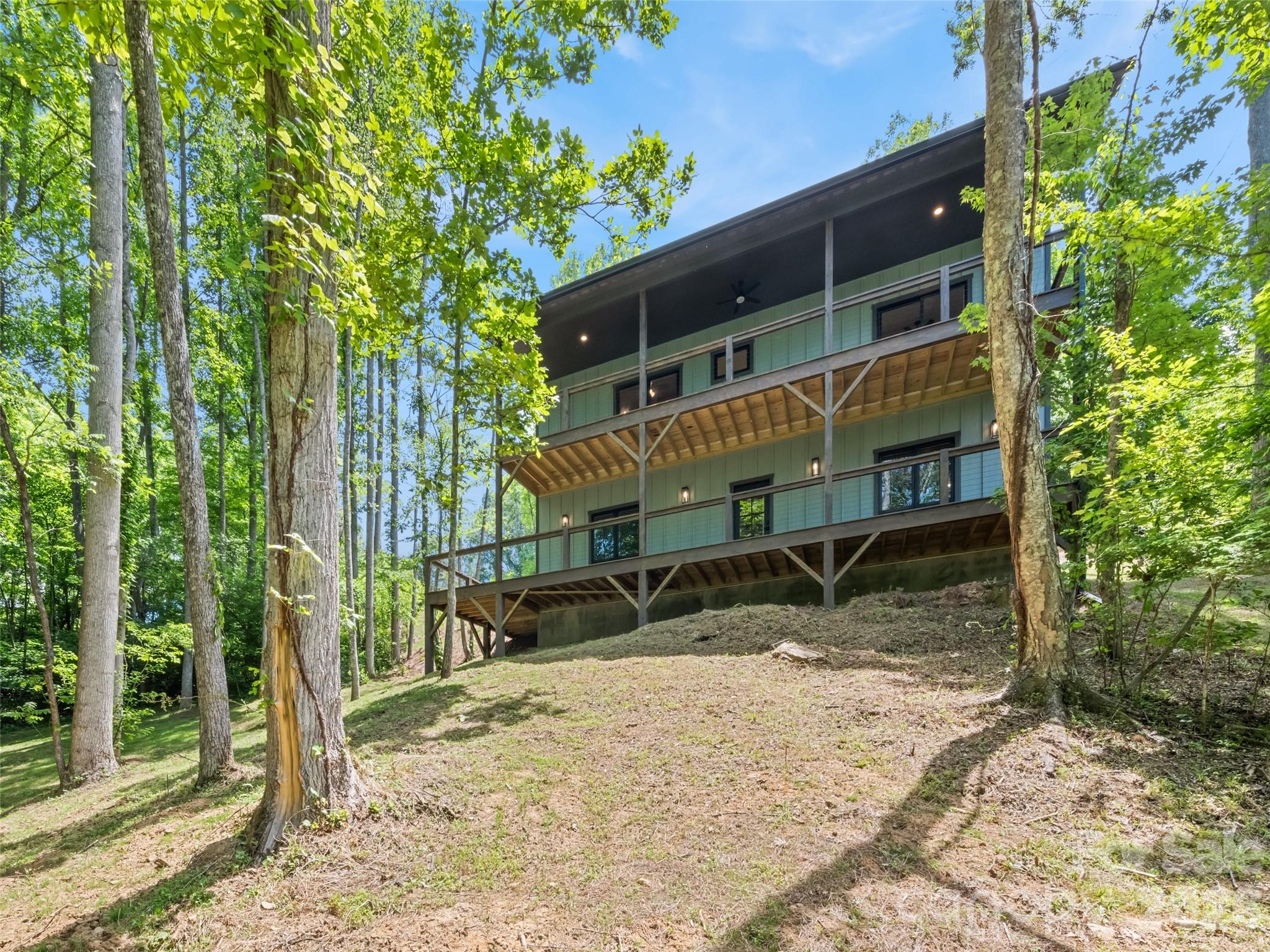288 Ironwood Drive Property Photo 4