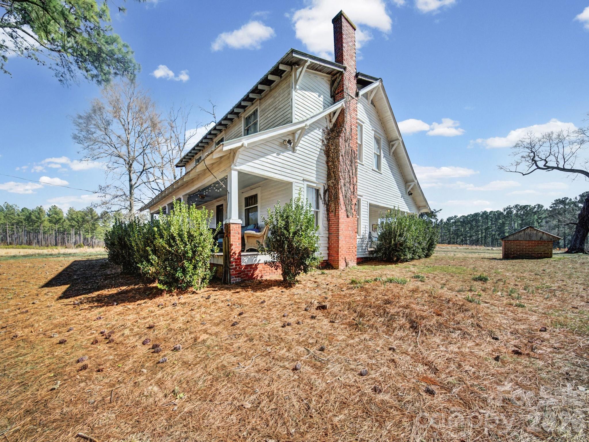 1347 Newsome Road Property Photo 10