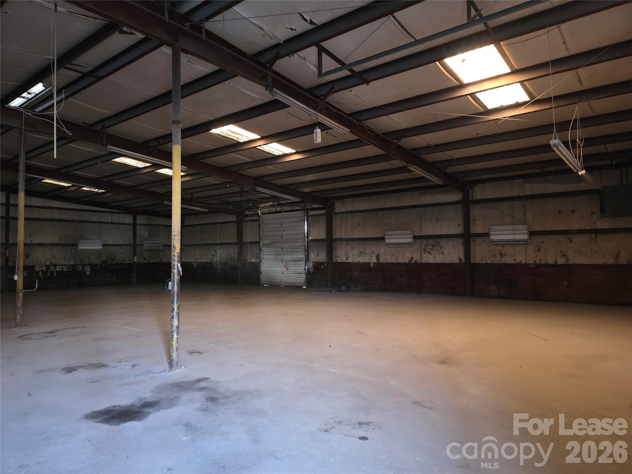 2839 Sparta Avenue Property Photo 8