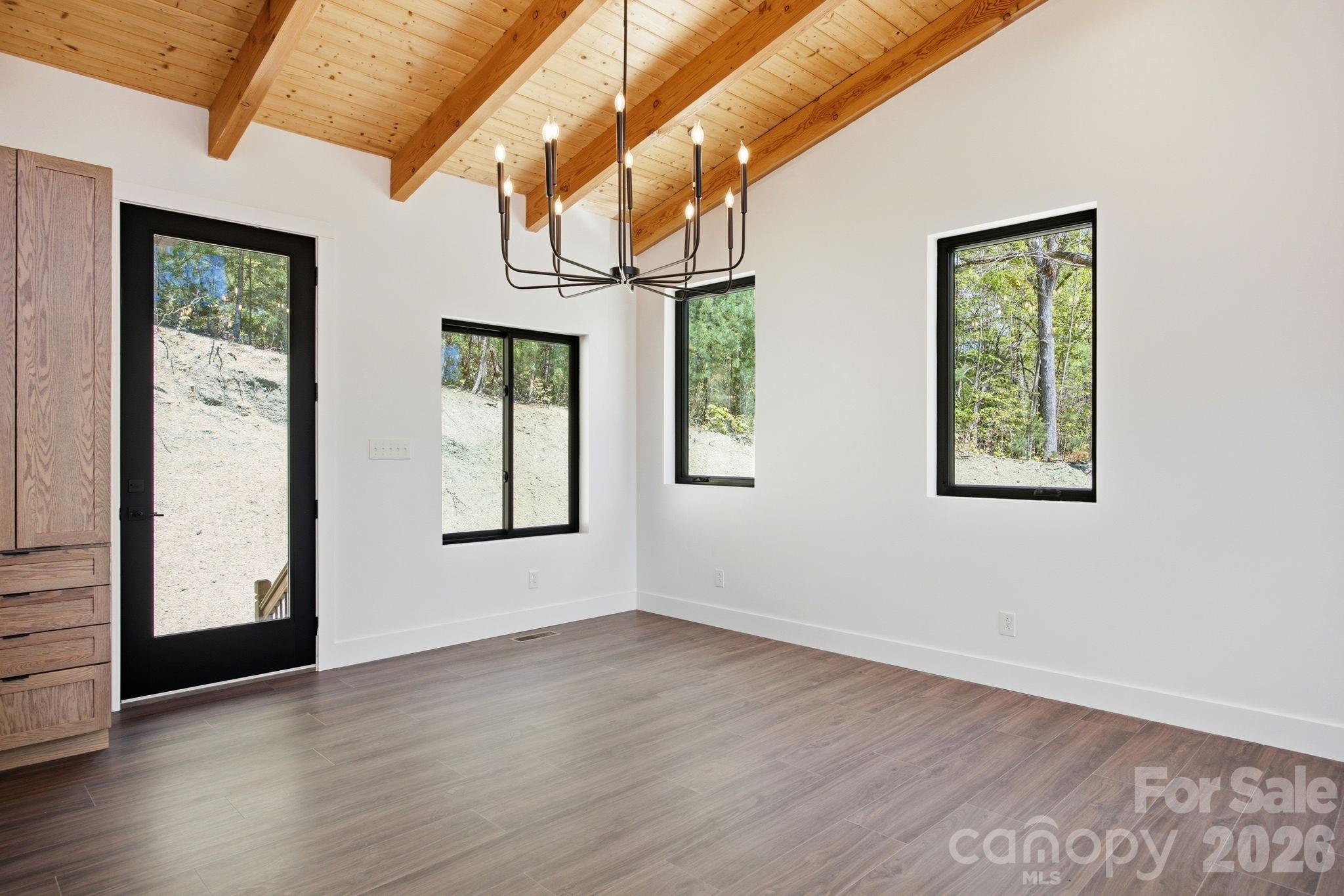 102 Sandpiper Palisades Street Property Photo 12