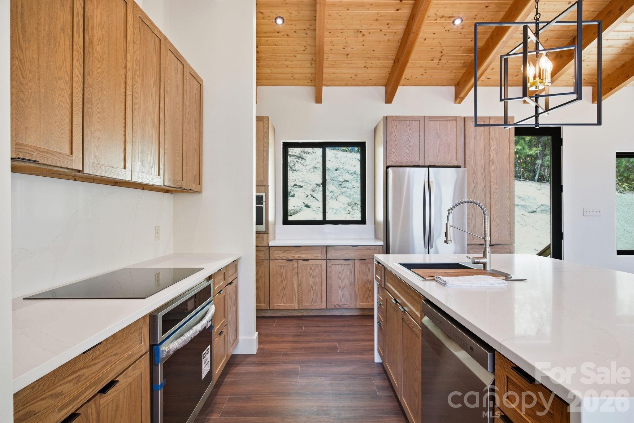 102 Sandpiper Palisades Street Property Photo 15