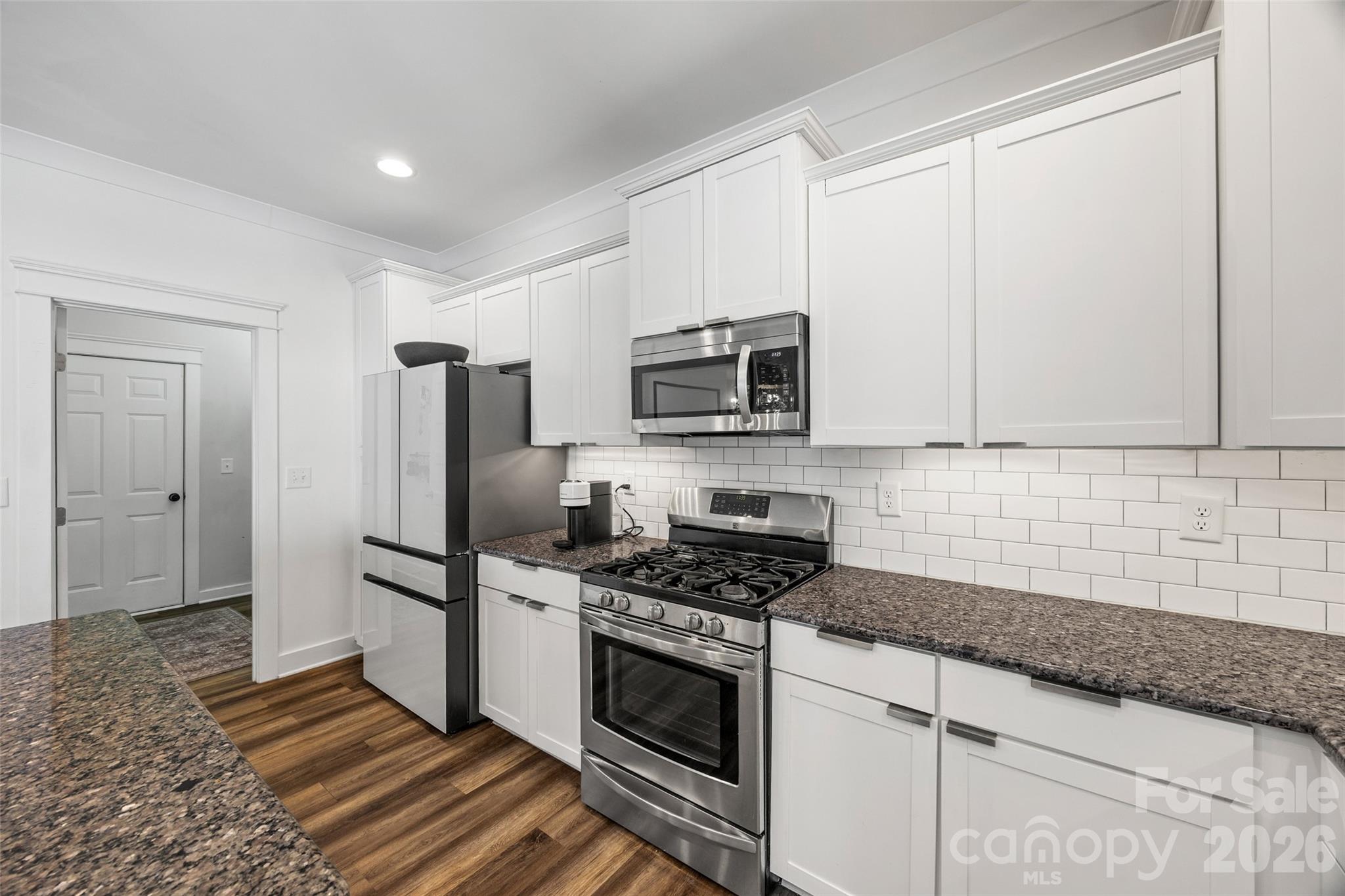 252 Hydrangea Drive Property Photo 13