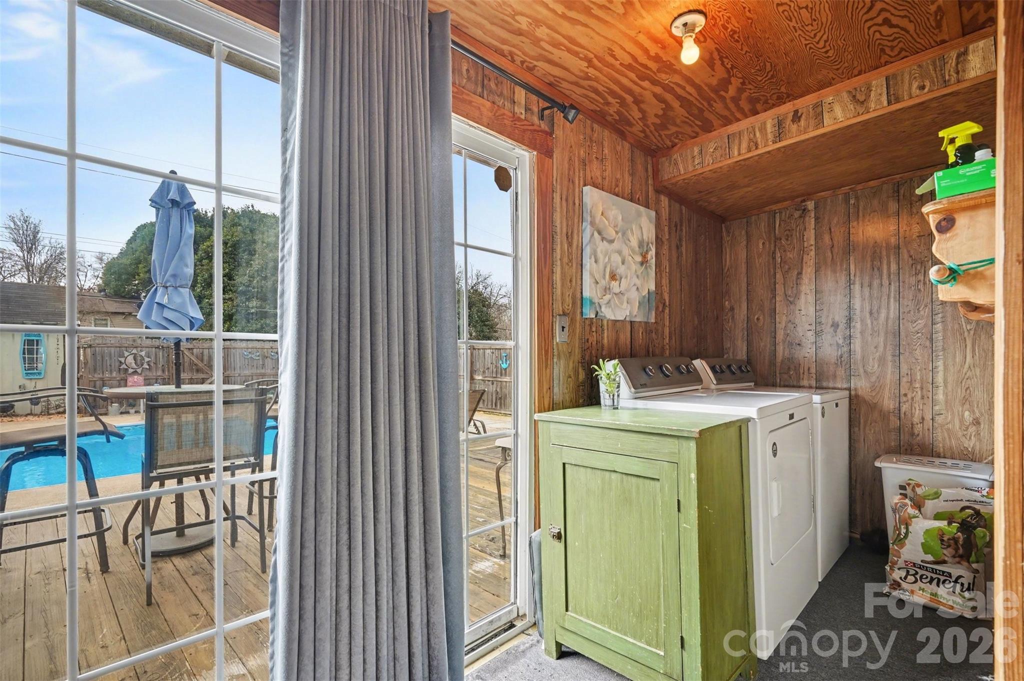 7 Stowe Street Property Photo 11