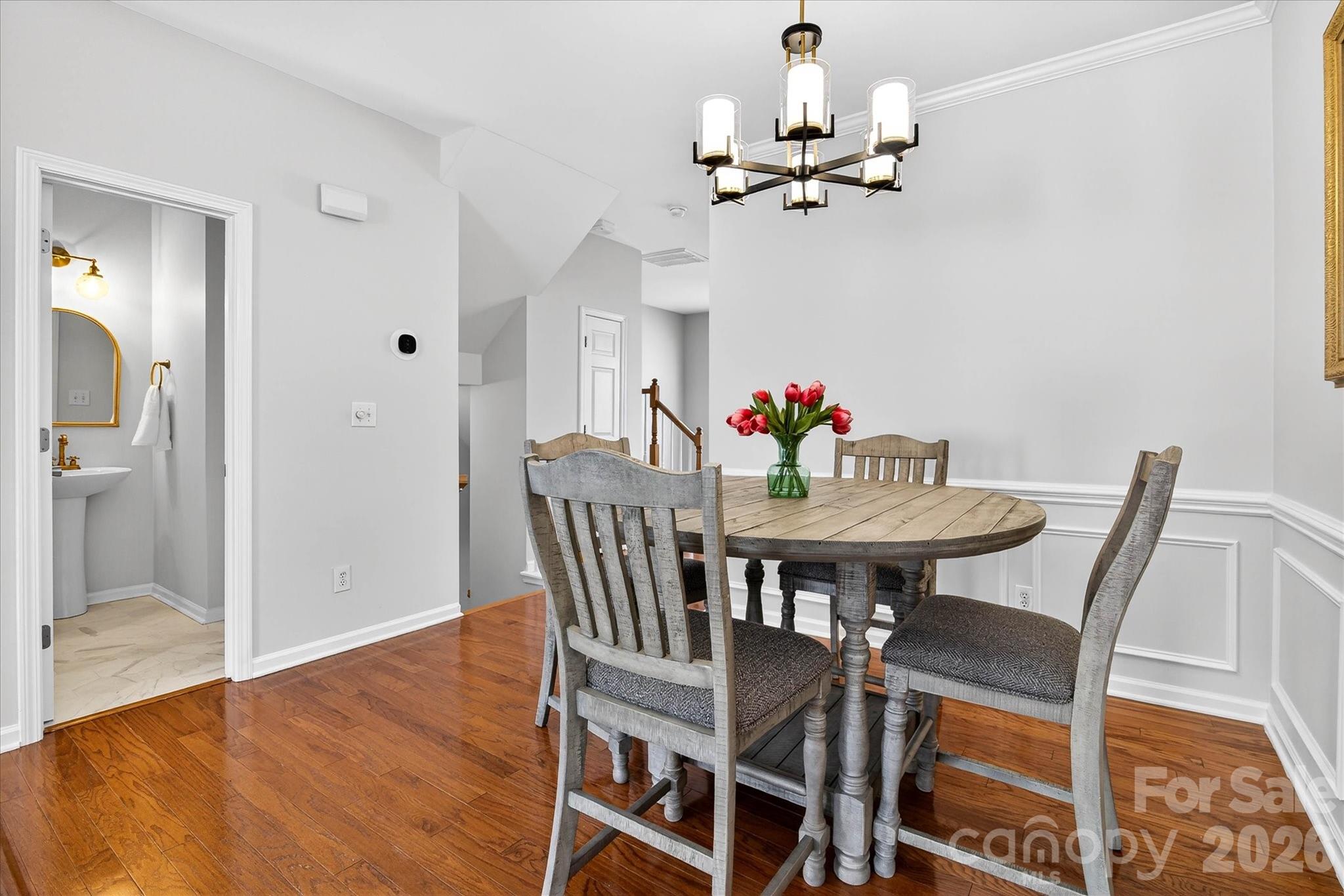 2009 Cambridge Beltway Drive Property Photo 14