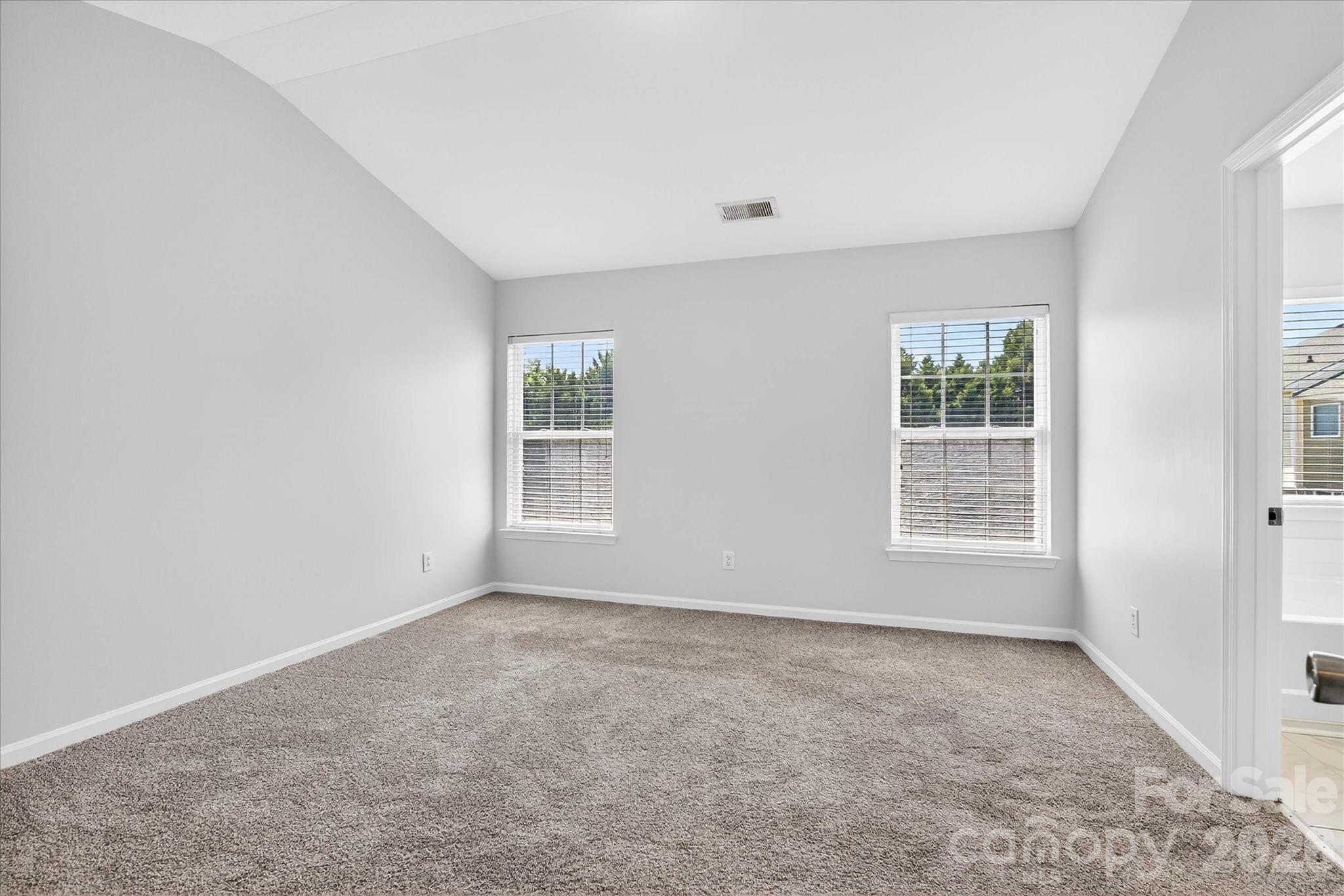 2009 Cambridge Beltway Drive Property Photo 22