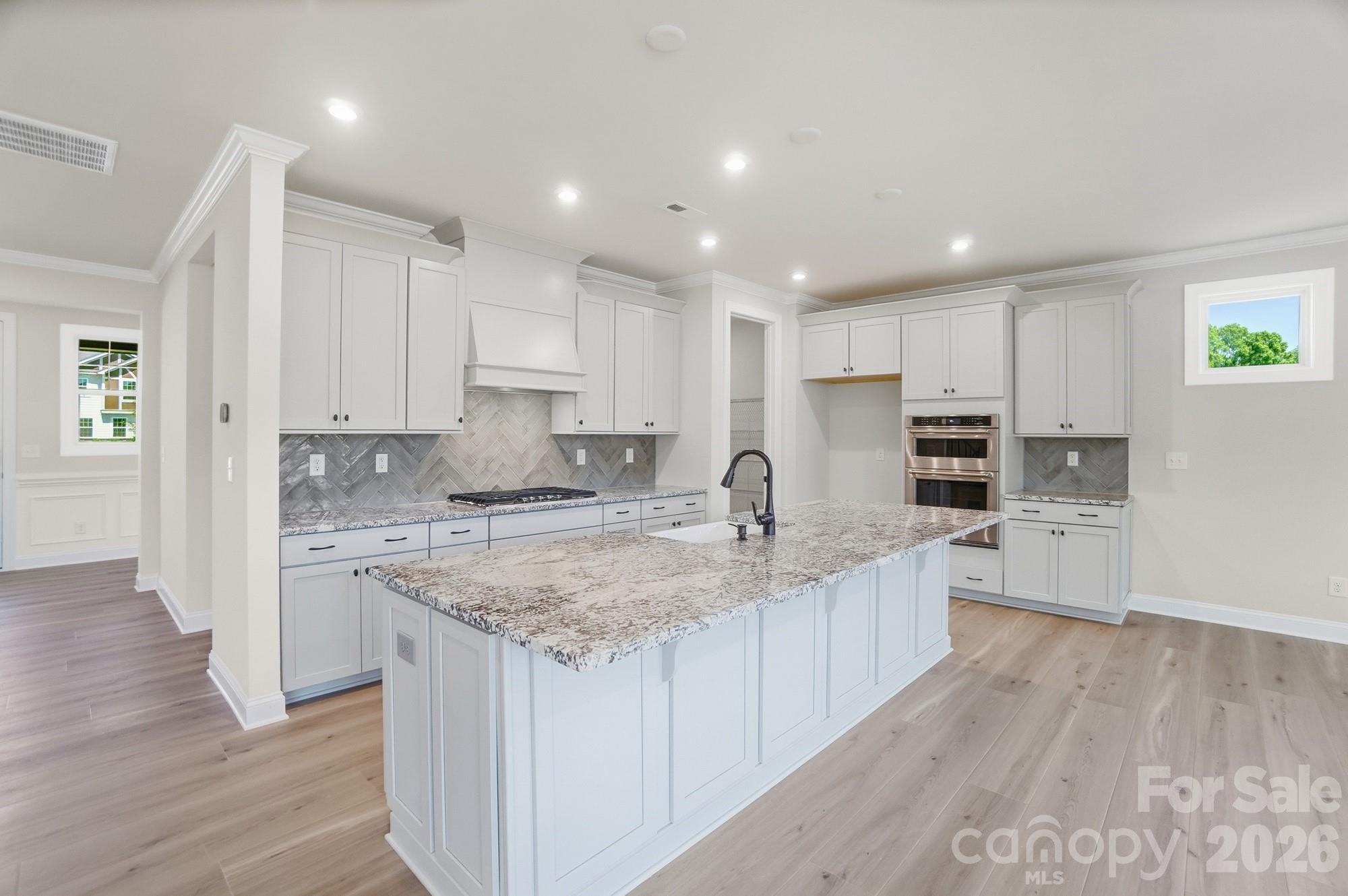 2609 Mabel Lane Property Photo 14