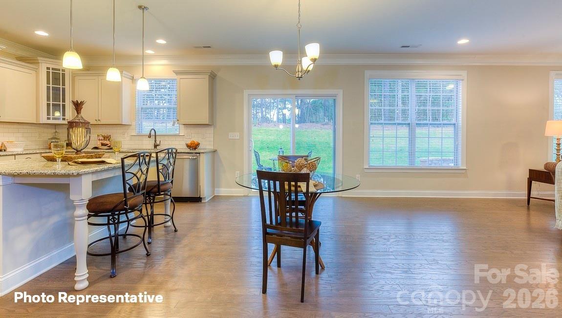 7159 Sylvan Retreat Drive Property Photo 6