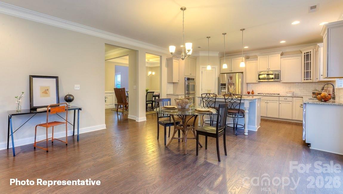 7159 Sylvan Retreat Drive Property Photo 7