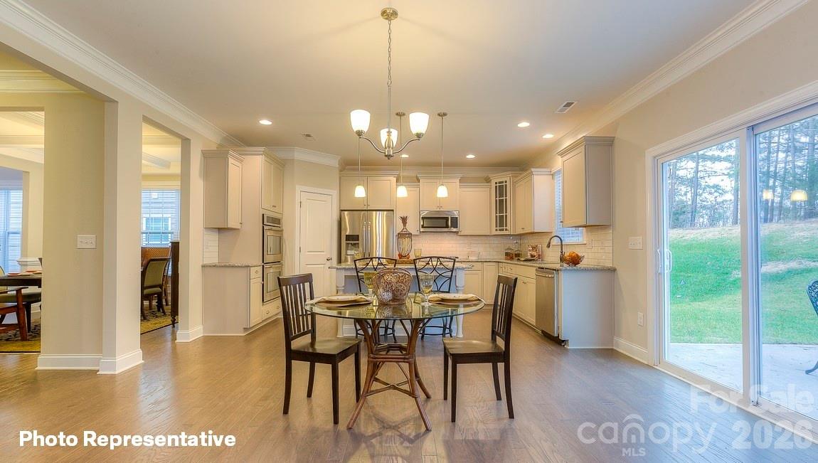7159 Sylvan Retreat Drive Property Photo 8
