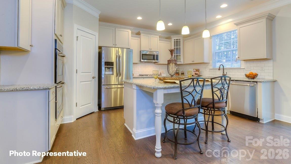 7159 Sylvan Retreat Drive Property Photo 14