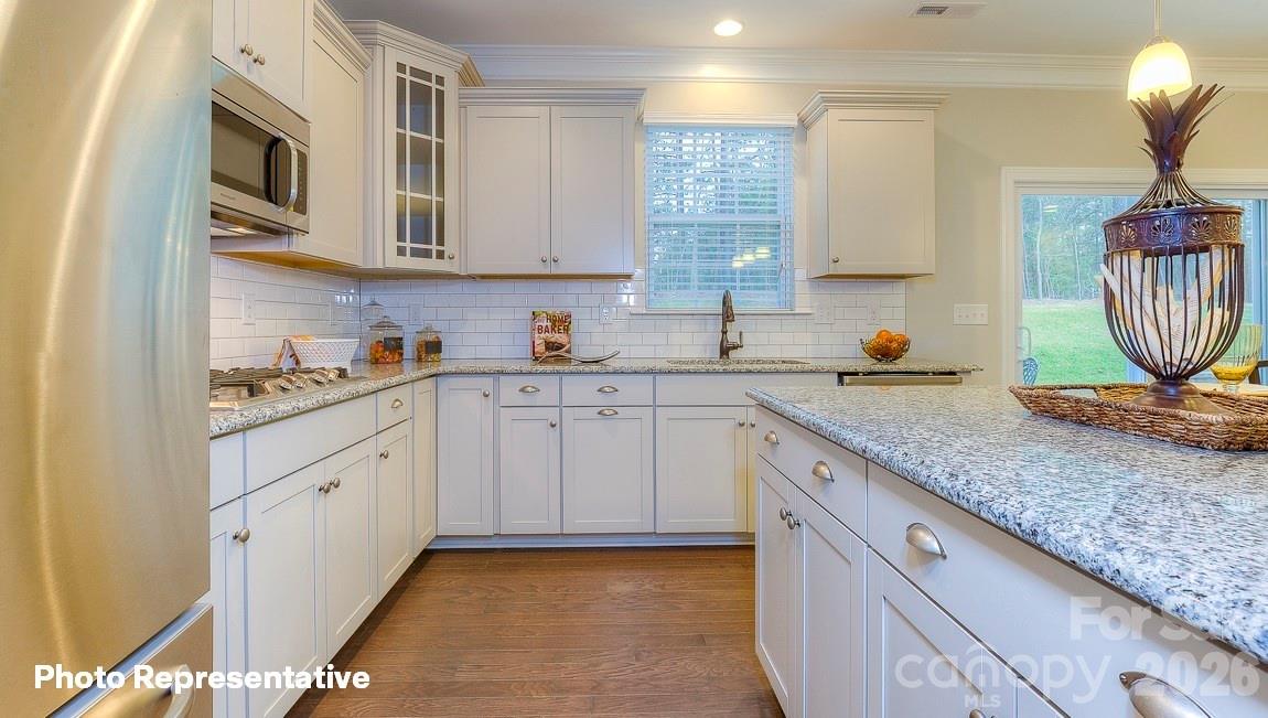 7159 Sylvan Retreat Drive Property Photo 17