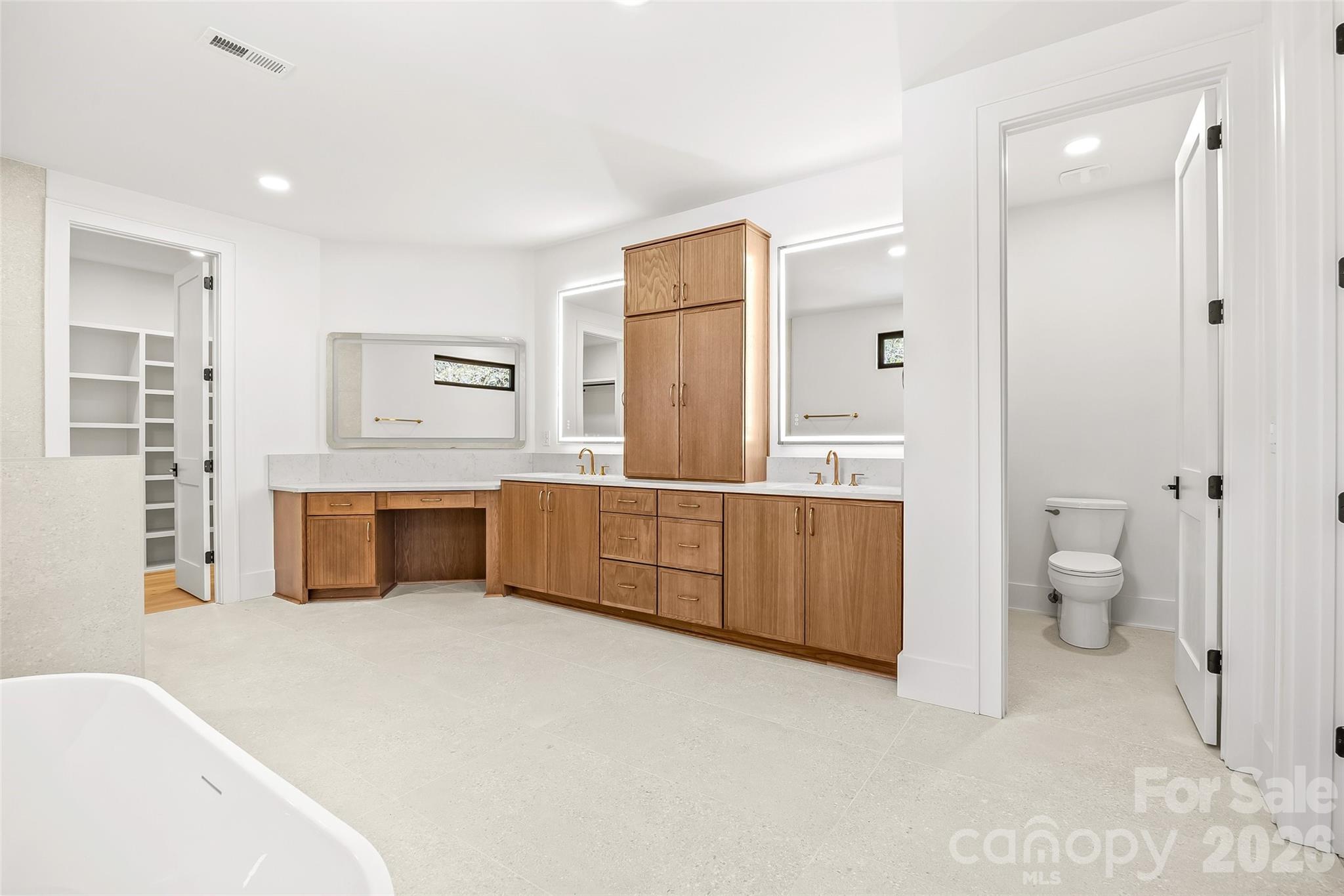 7109 Essington Drive Property Photo 29