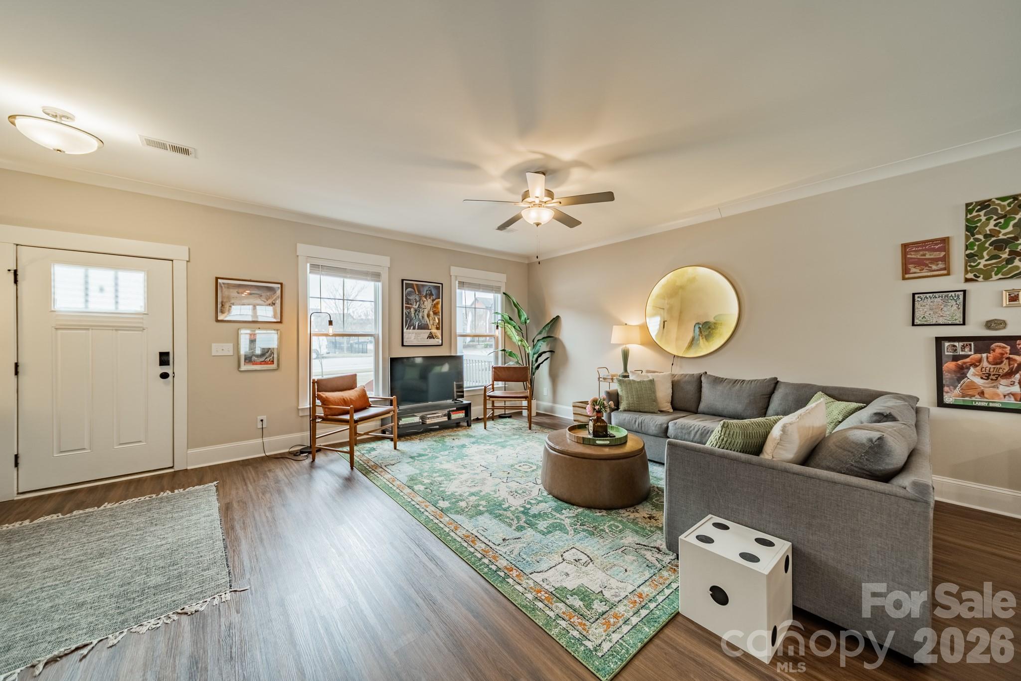 1098 Herrons Ferry Road Property Photo 5