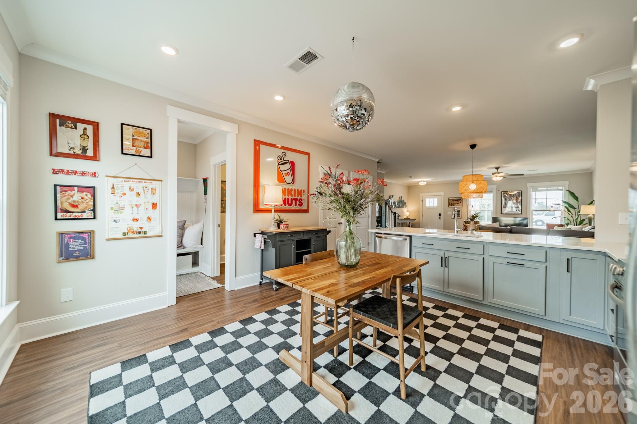 1098 Herrons Ferry Road Property Photo 15
