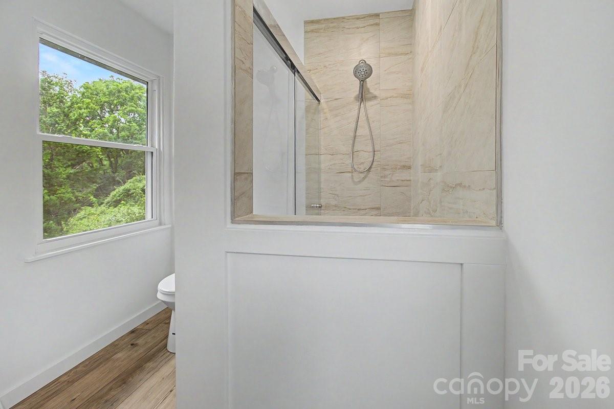 40 Evelake Drive Property Photo 16