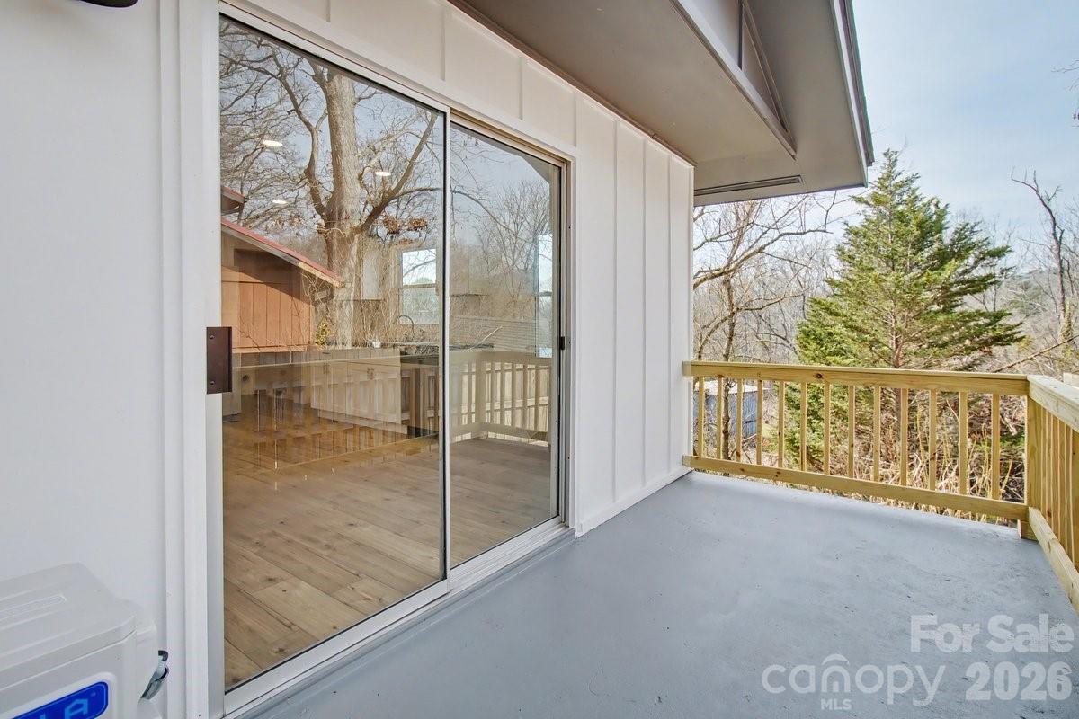 40 Evelake Drive Property Photo 20