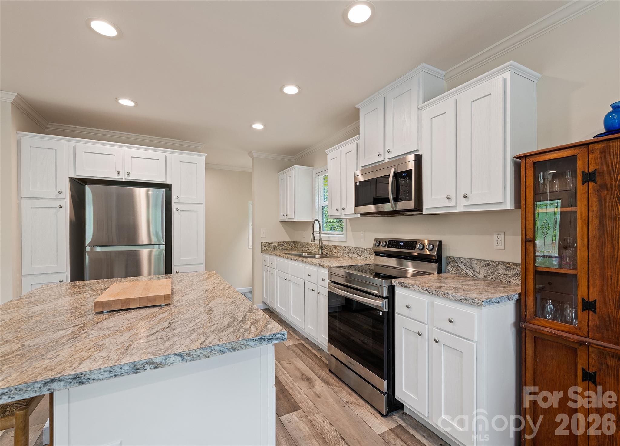 328 Mountain Lion Trail Property Photo 15