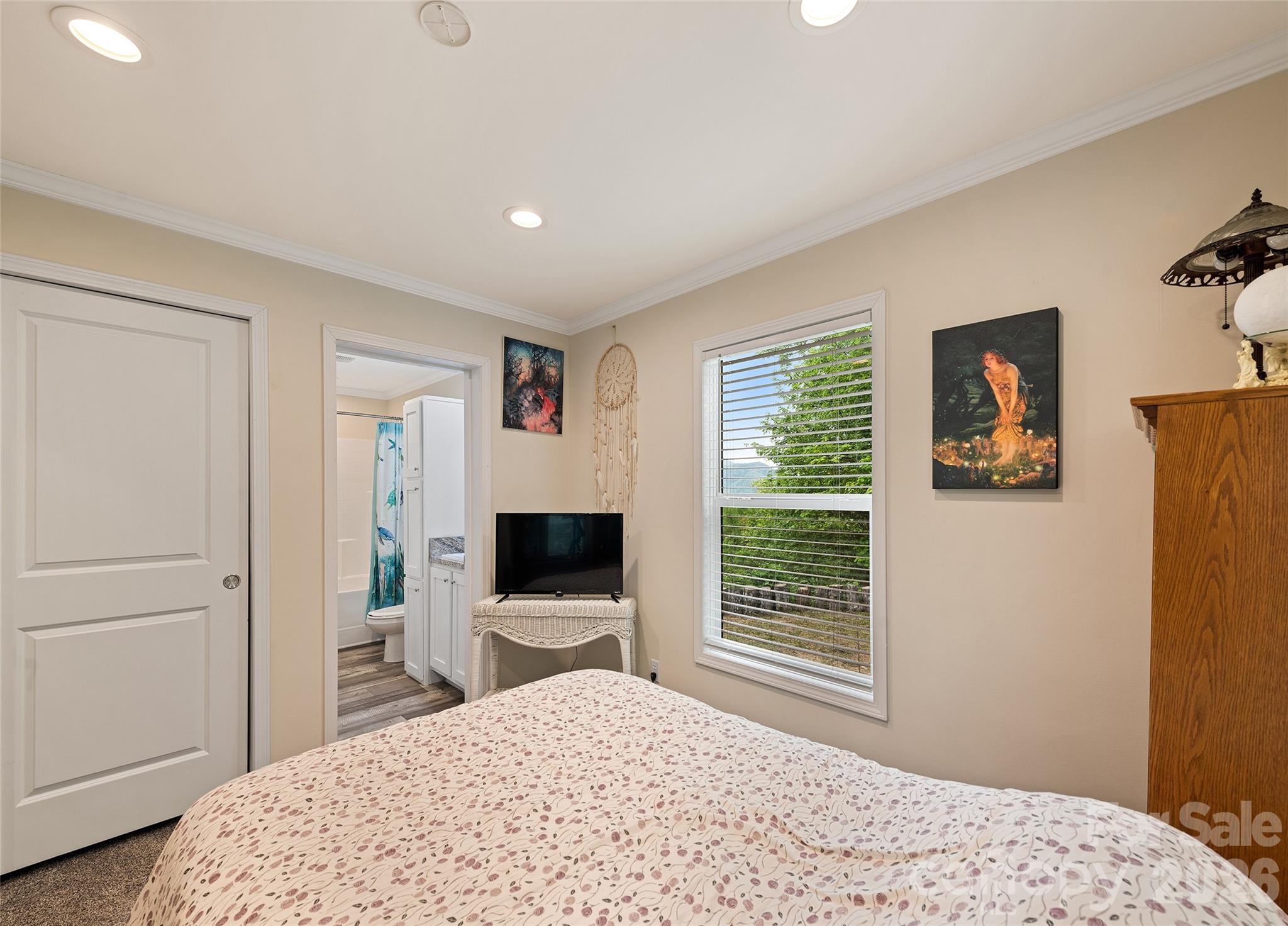 328 Mountain Lion Trail Property Photo 22