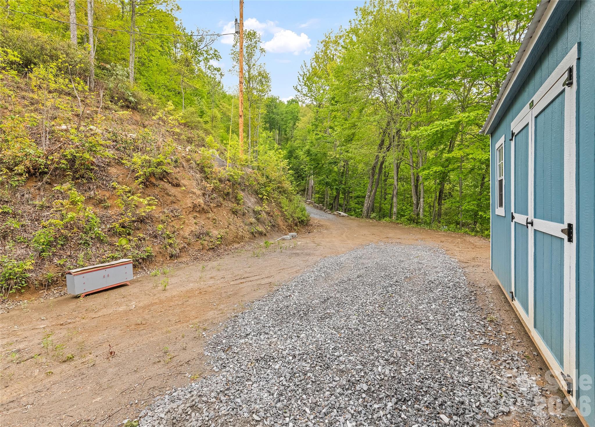 328 Mountain Lion Trail Property Photo 27