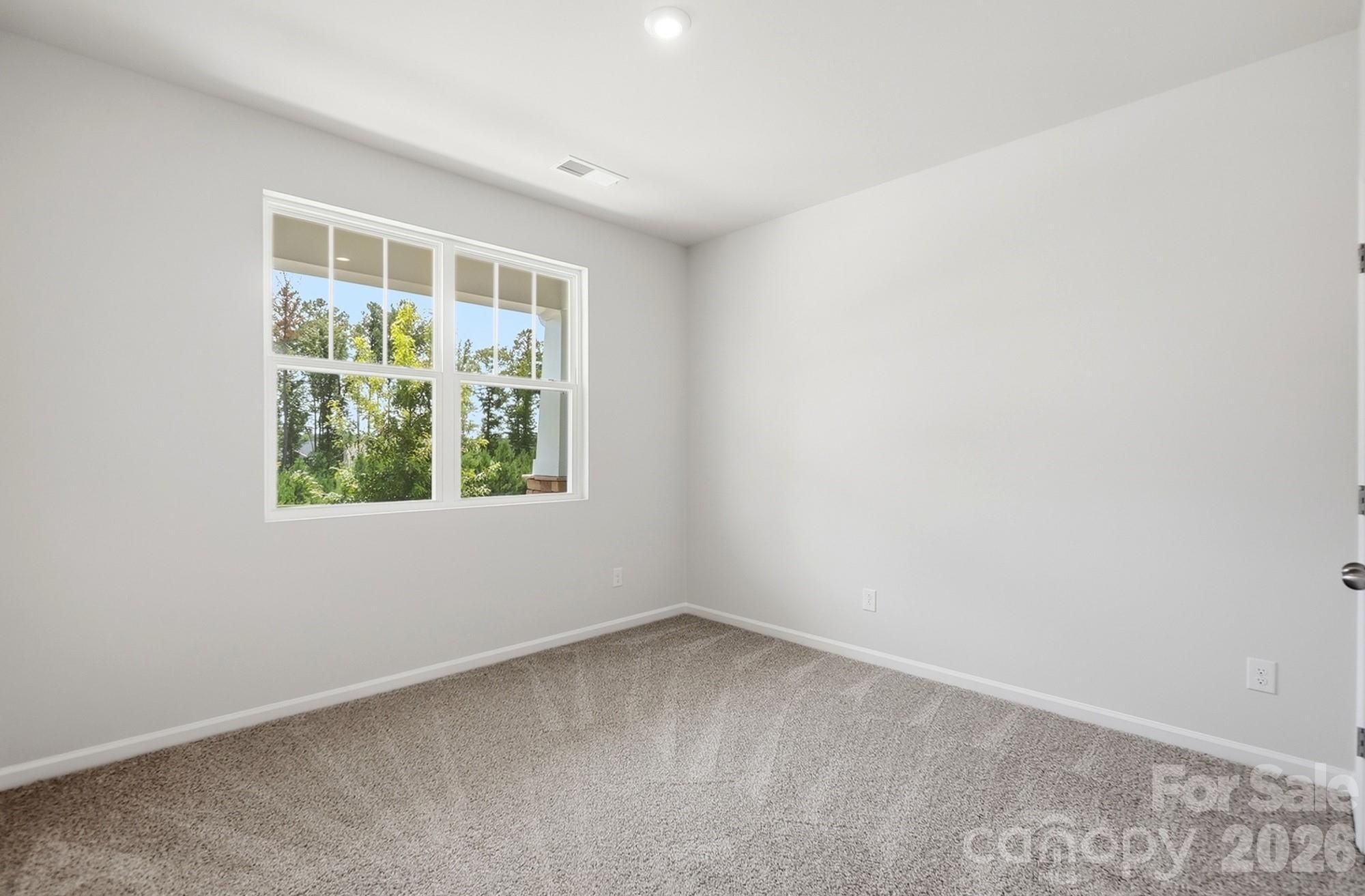 2718 Phoenix Court Property Photo 13