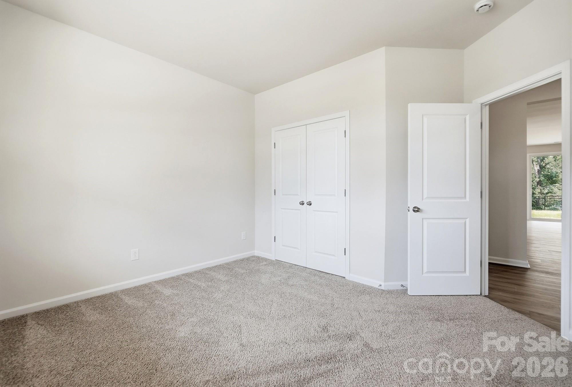 2718 Phoenix Court Property Photo 14