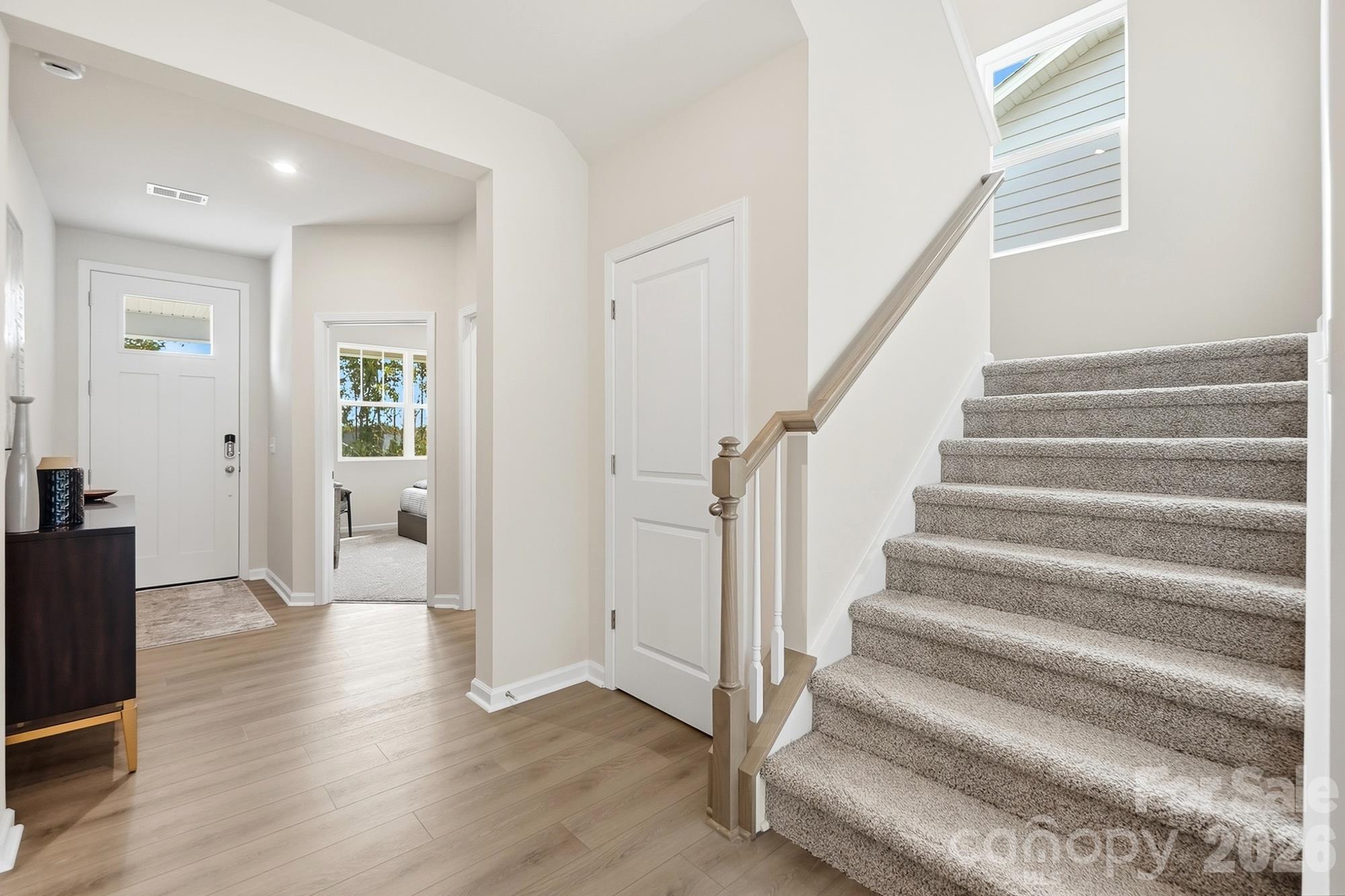 2718 Phoenix Court Property Photo 19