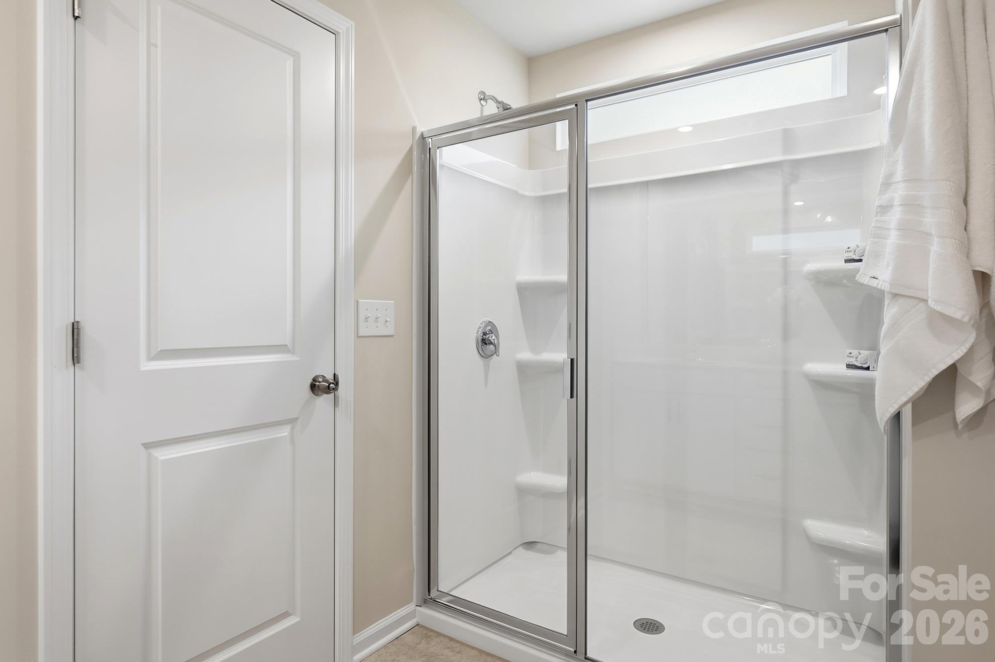 2718 Phoenix Court Property Photo 29