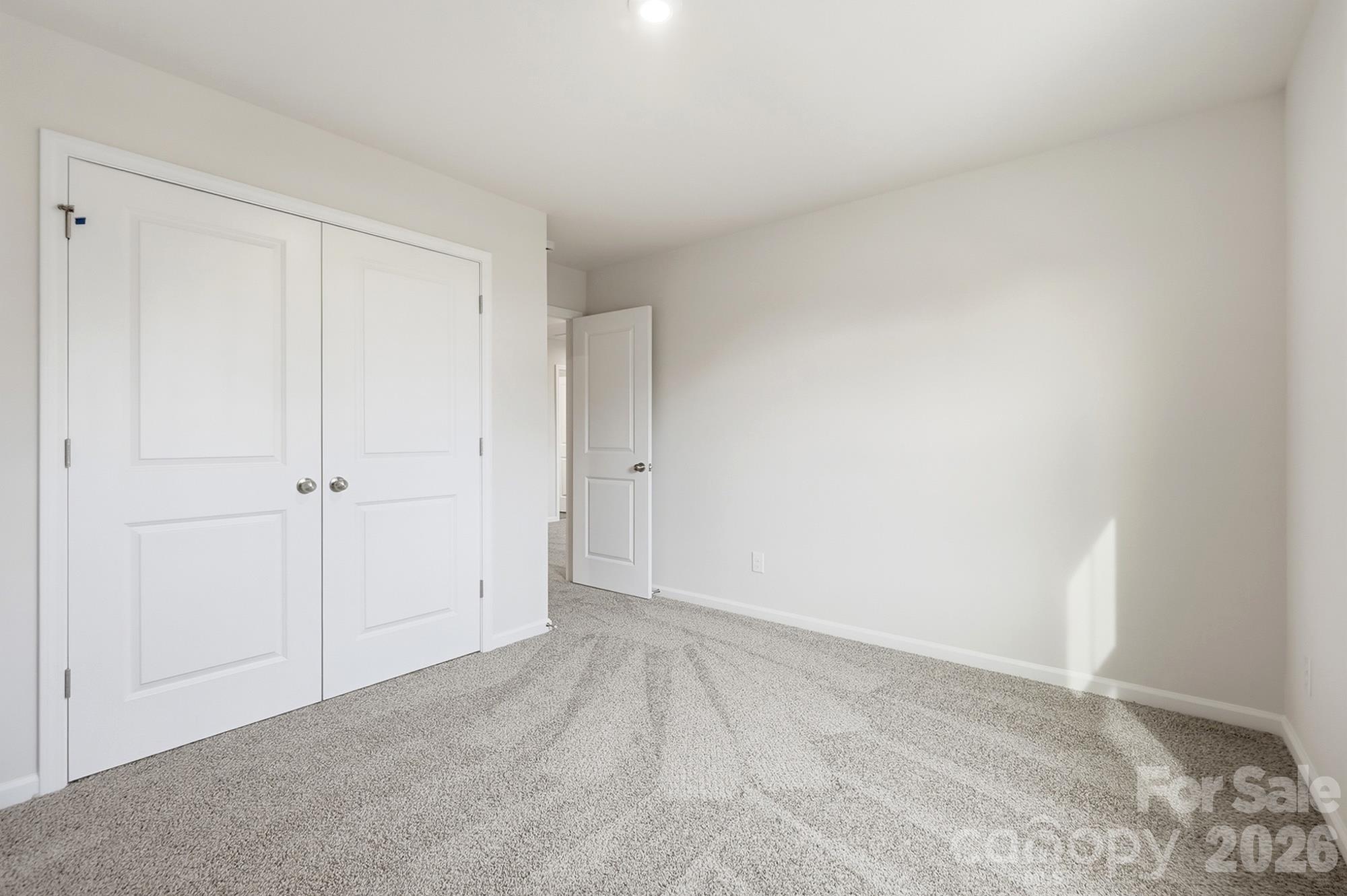 2718 Phoenix Court Property Photo 33