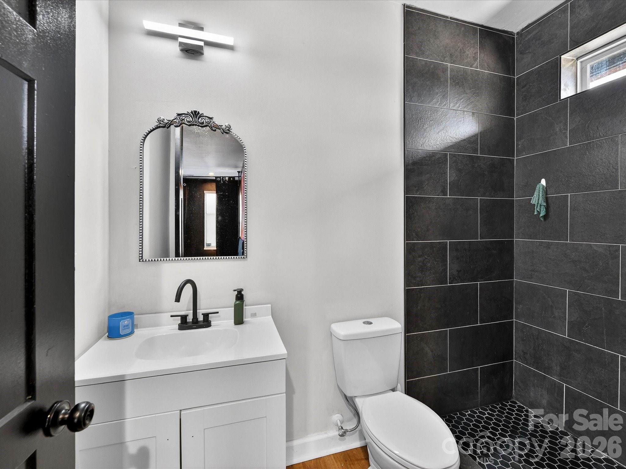 4987 Wildlife Lane Property Photo 9