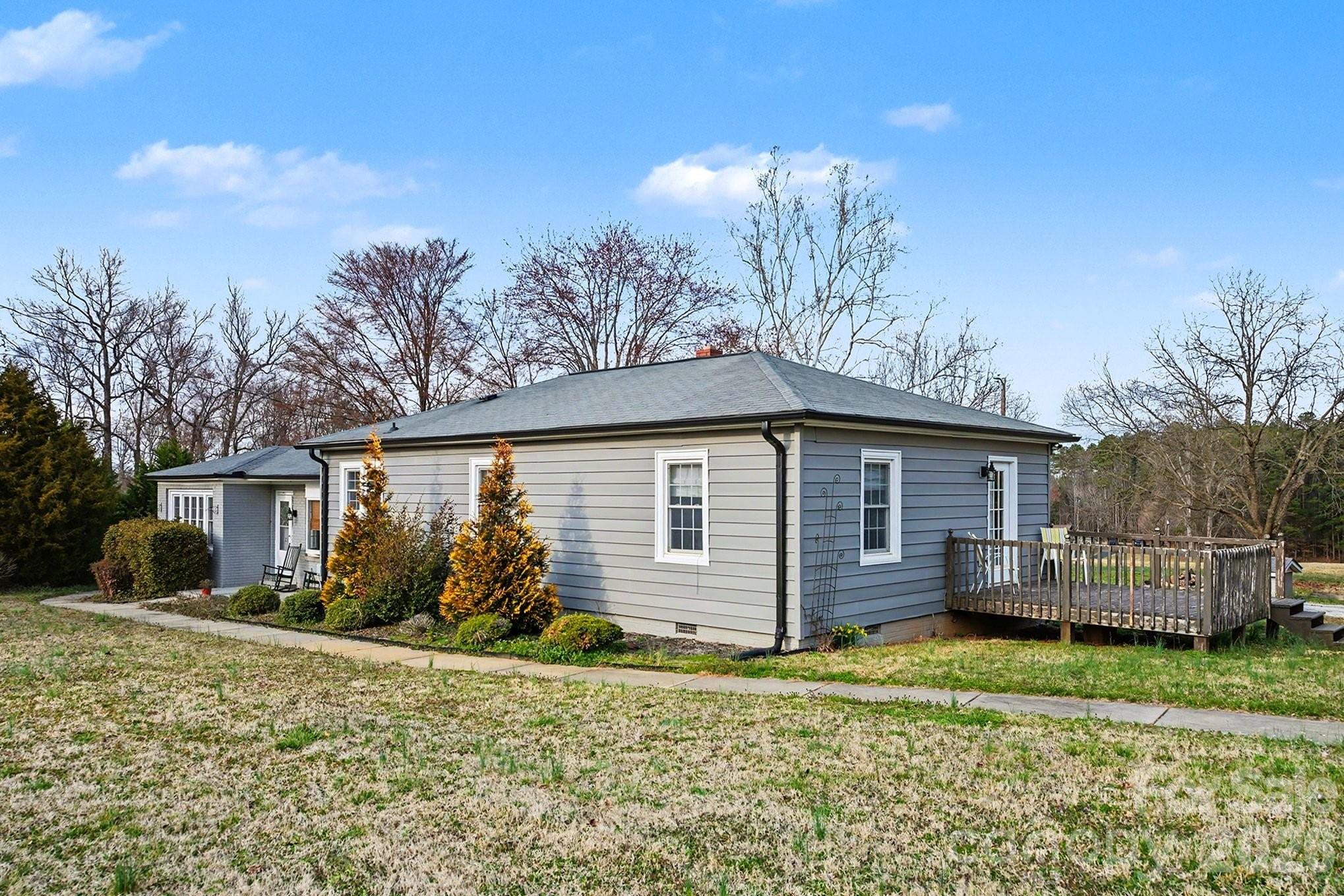 2325 Brown Road Property Photo 5