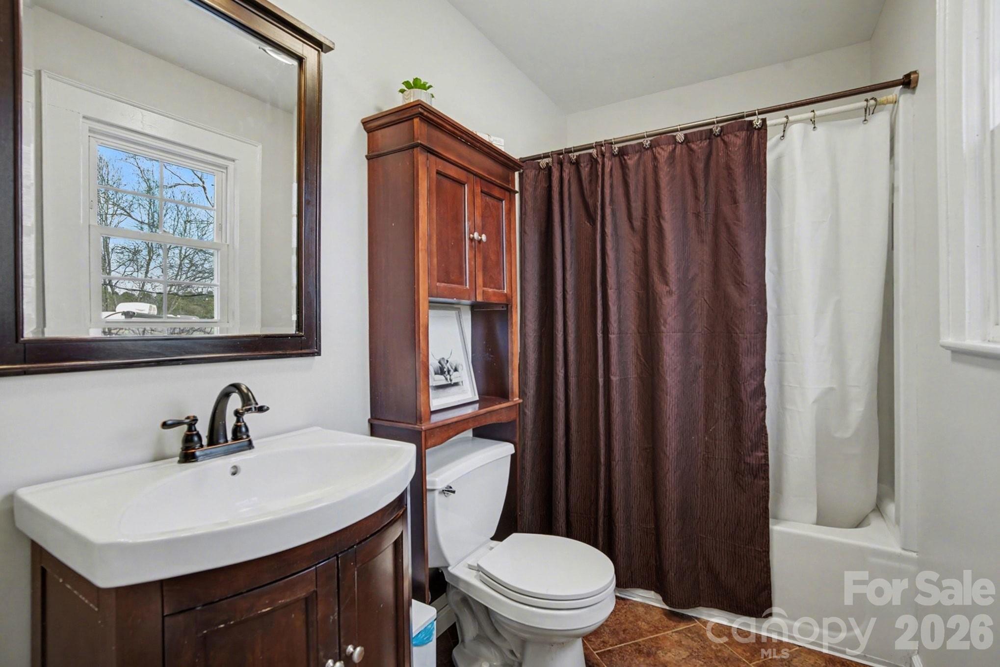 2325 Brown Road Property Photo 15