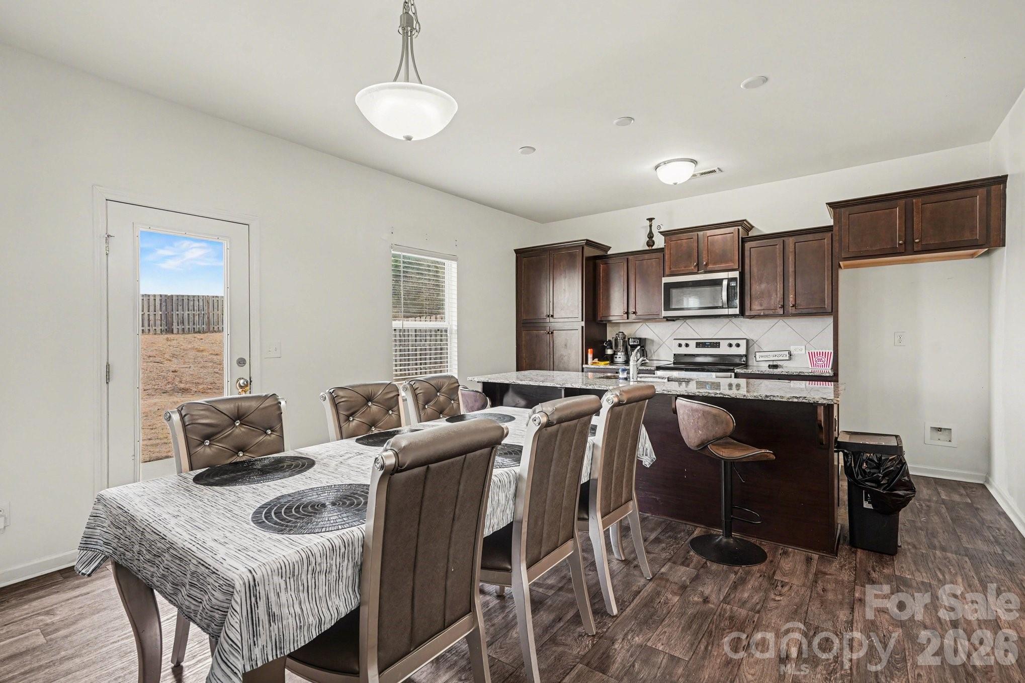 113 Buoy Lane Property Photo 14