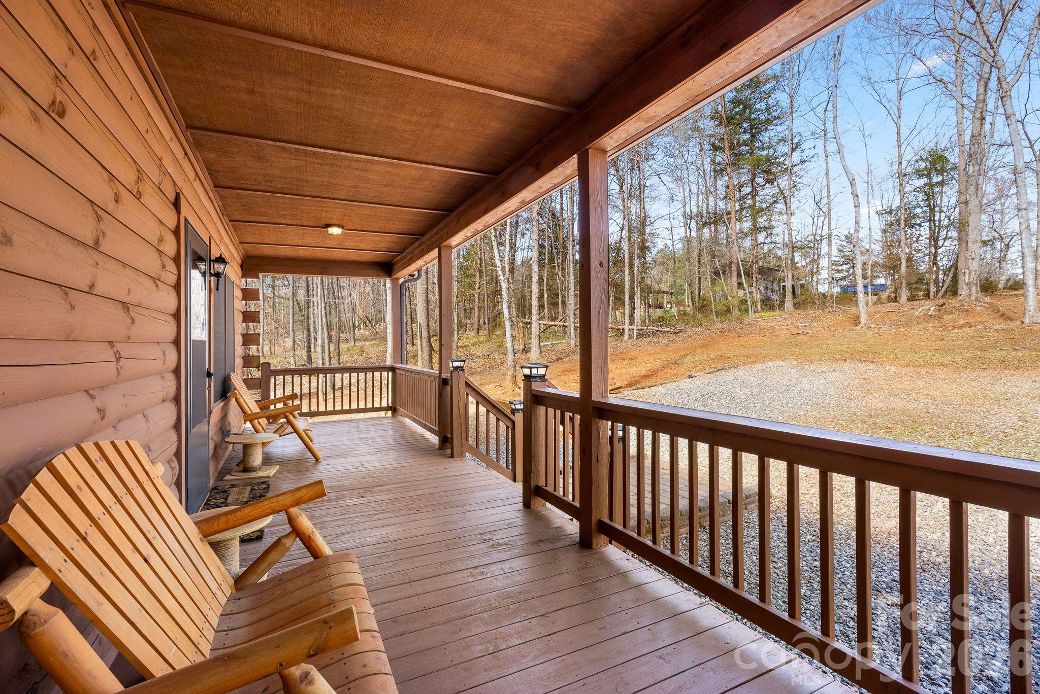 130 S Chatem Court Property Photo 10